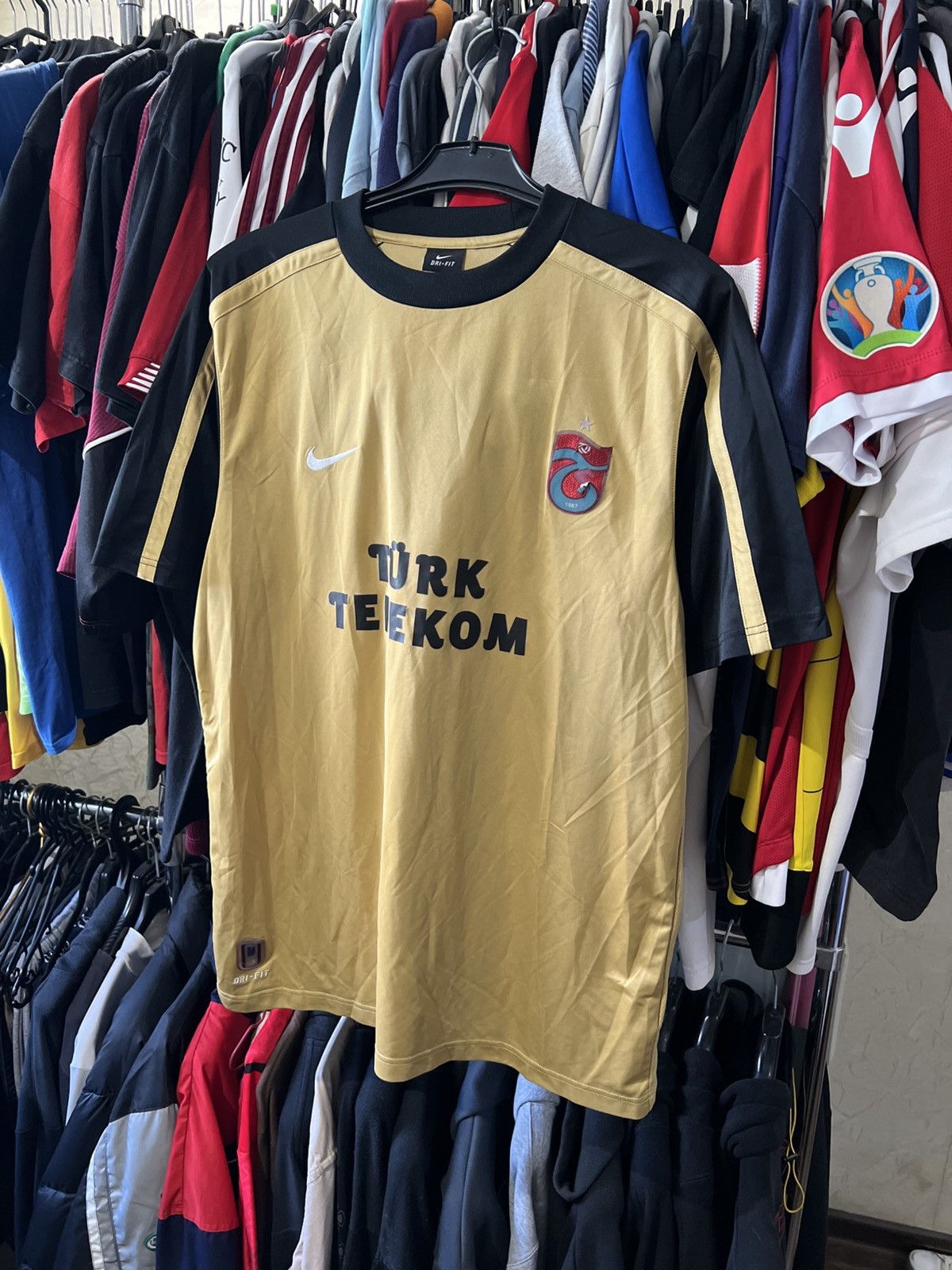 Nike × Vintage 2010/2011 VINTAGE NIKE TRABZONSPOR THIRD FOOTBALL SHIRT SZ L Size US L / EU 52-54 / 3 - 1 Thumbnail