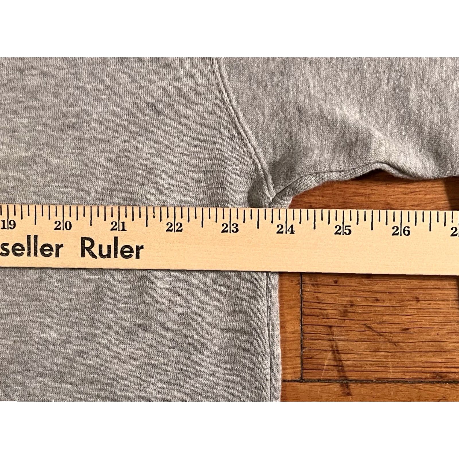 Vintage VINTAGE M&M's World New York Sweater Men’s Large Gray Sweatshirt Crew neck Graphic Print City Retro Mens L Gray Size US L / EU 52-54 / 3 - 7 Thumbnail