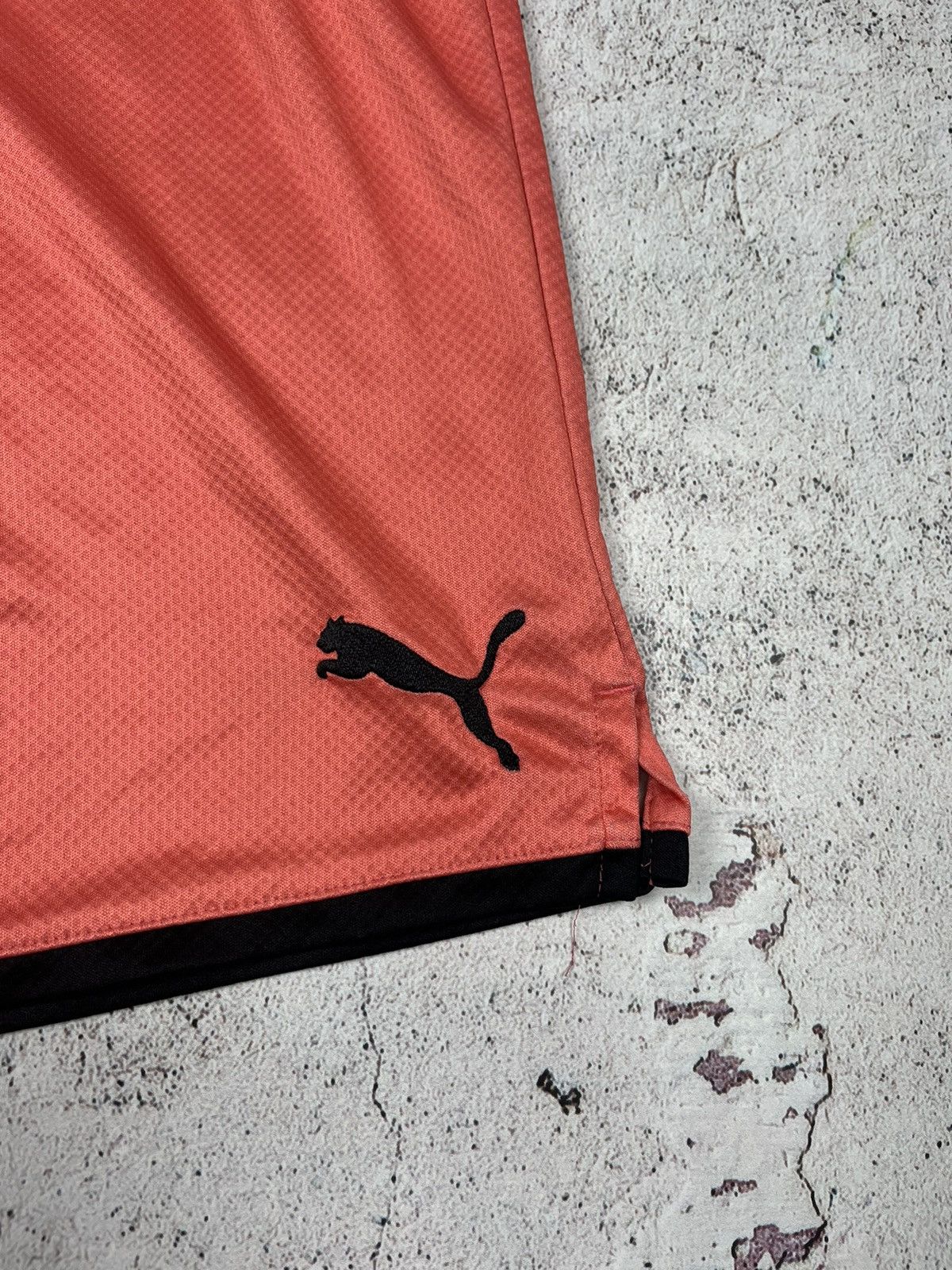 Puma MANCHESTER CITY 2019 2020 THIRD FOOTBALL SOCCER SHORTS PUMA Size US 30 / EU 46 - 2 Thumbnail