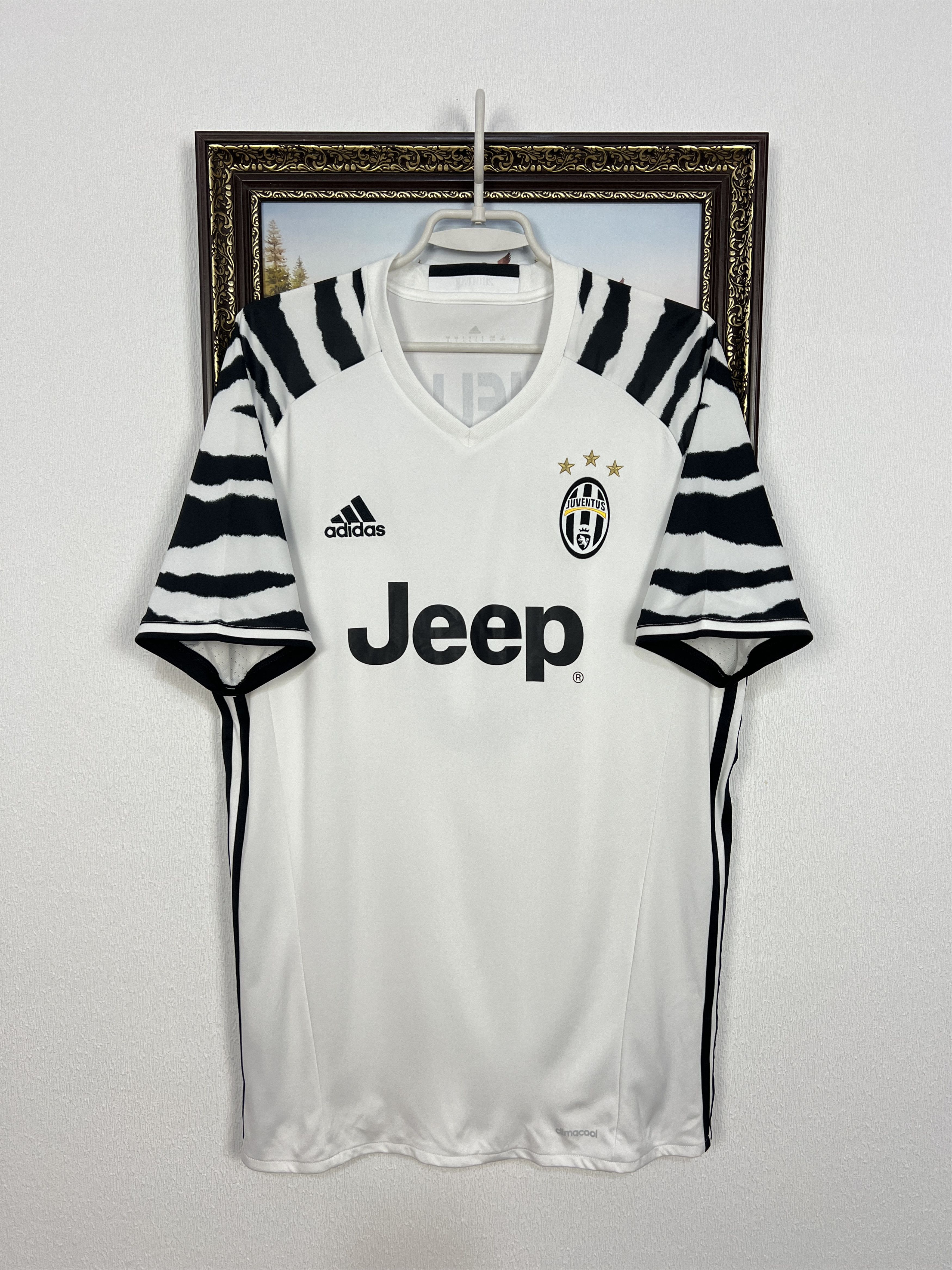 Adidas Juventus 2016 Third Football Shirt #3 Chiellini Adidas Size US L / EU 52-54 / 3 - 1 Thumbnail