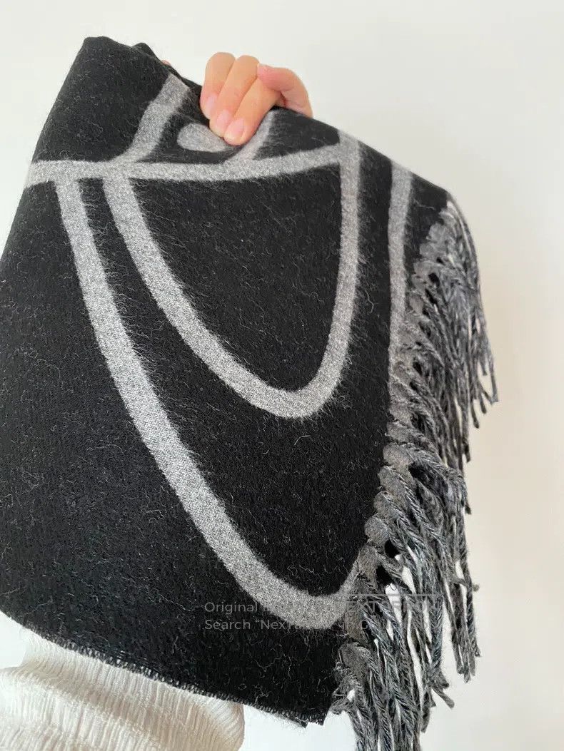 Vivienne Westwood Vivienne Westwood Saturn pattern fringed wool scarf Size ONE SIZE - 1 Thumbnail