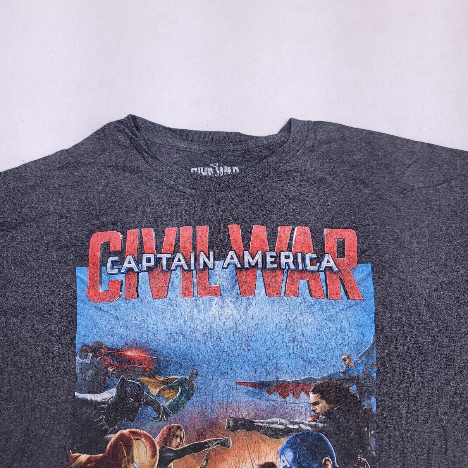 Marvel Comics Marvel Civil War Pullover Graphic T Shirt Mens Size 2X Gray Size US XXL / EU 58 / 5 - 1 Thumbnail