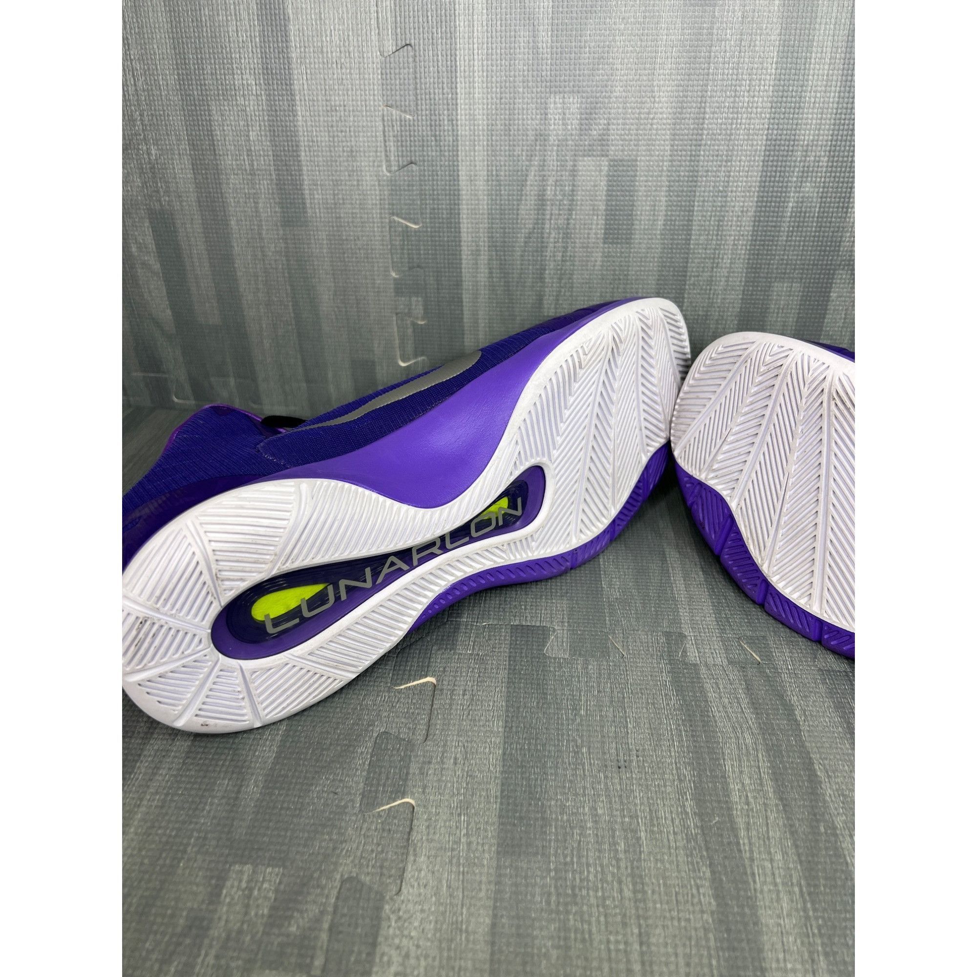 Nike Nike Lunar Hyperquickness Mens 12.5 Purple Basketball Shoes Size US 12.5 / EU 45-46 - 10 Thumbnail