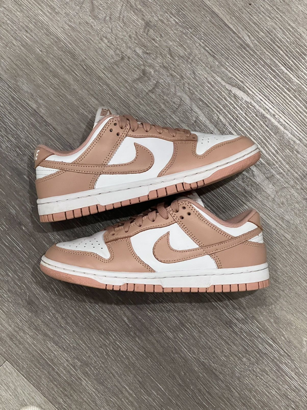 Nike Nike dunk low Rose Whisper Sz 6W Size US 6 / IT 36 - 2 Thumbnail