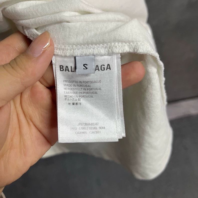 Balenciaga Balenciaga Short sleeve T-shirt with white lock logo and p Size US S / EU 44-46 / 1 - 3 Thumbnail