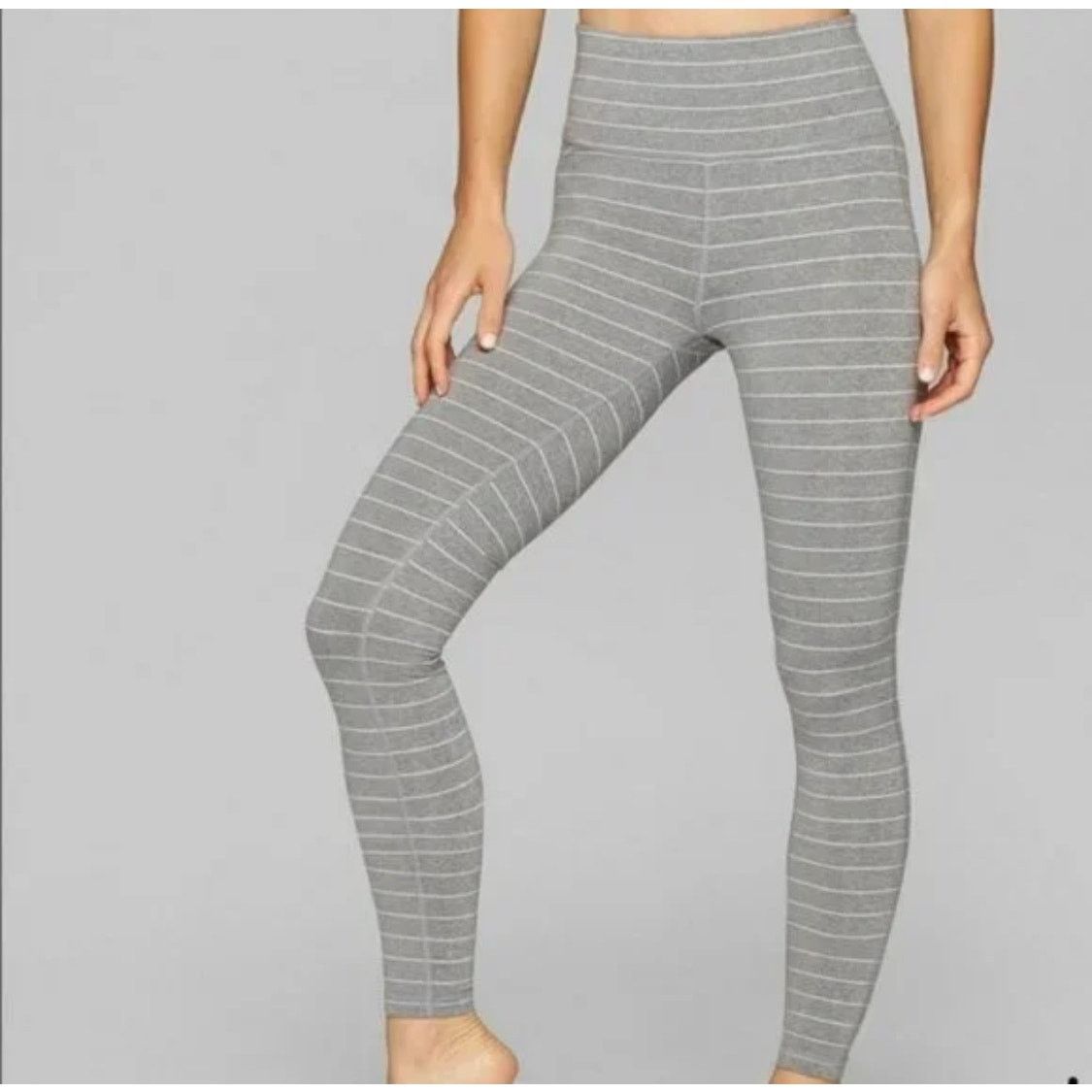 Athleta Athleta HIGH RISE HEATHER STRIPE CHATURANGA TIGHT athletic Size 30" / US 8 / IT 44 - 1 Thumbnail