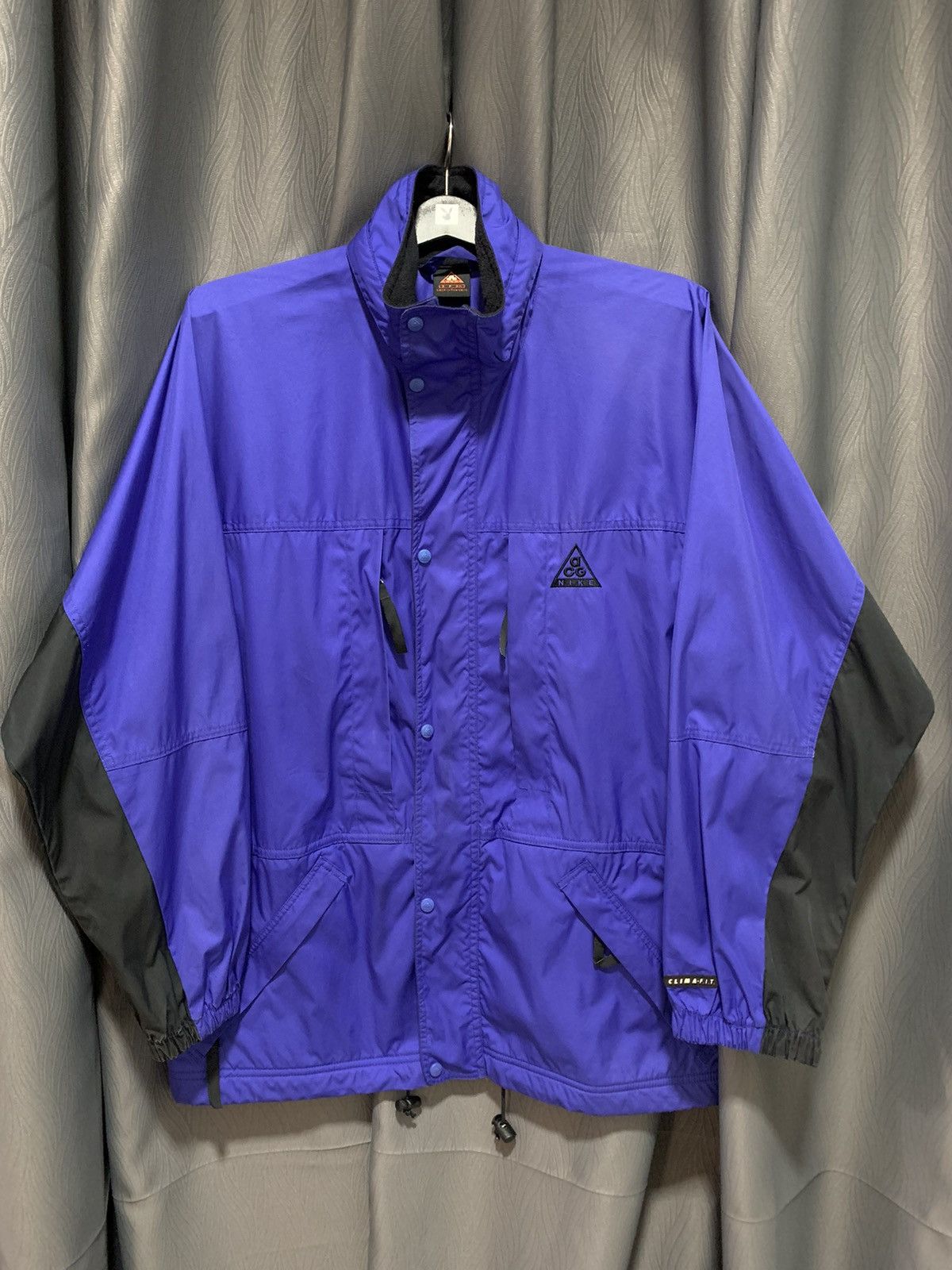 acg raincoat