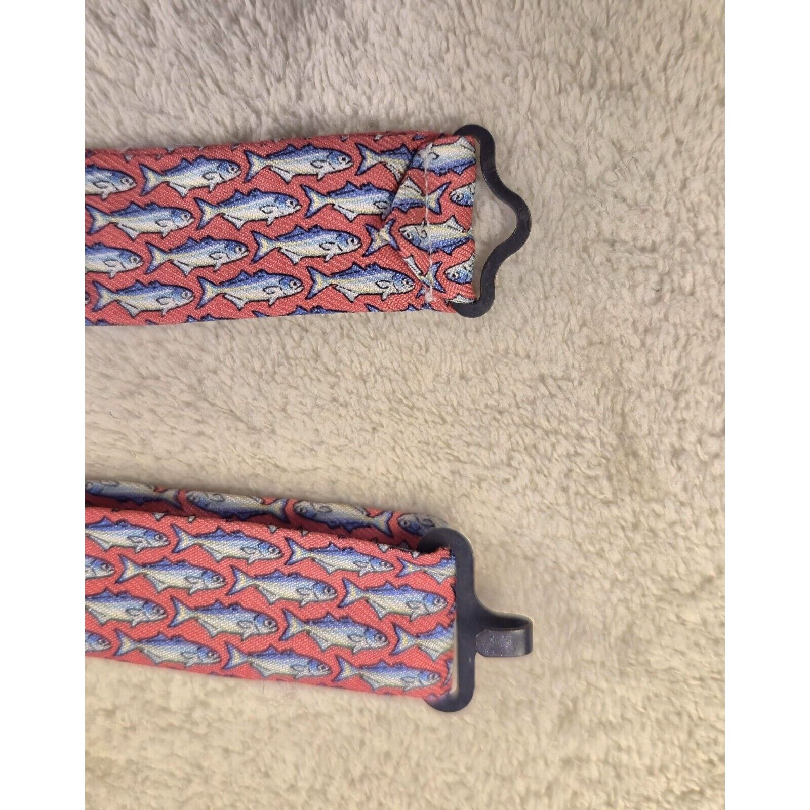 Vineyard Vines Vineyard Vines Men's Adjustable Silk Bow Tie Fish Print USA Size 38 - 6 Thumbnail