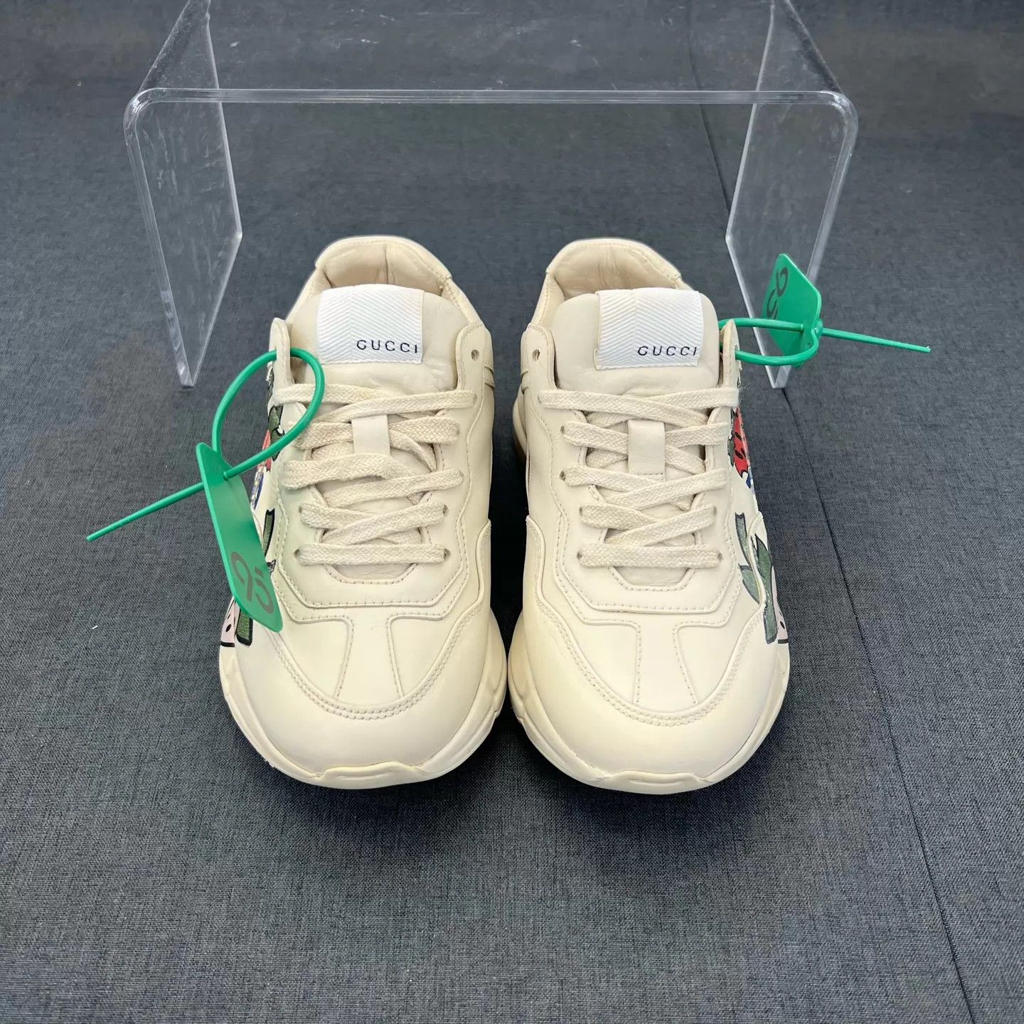 Gucci Gucci Rhyton Strawberry Dad Shoe Women's 34.5 Size US 4 / IT 34 - 7 Thumbnail