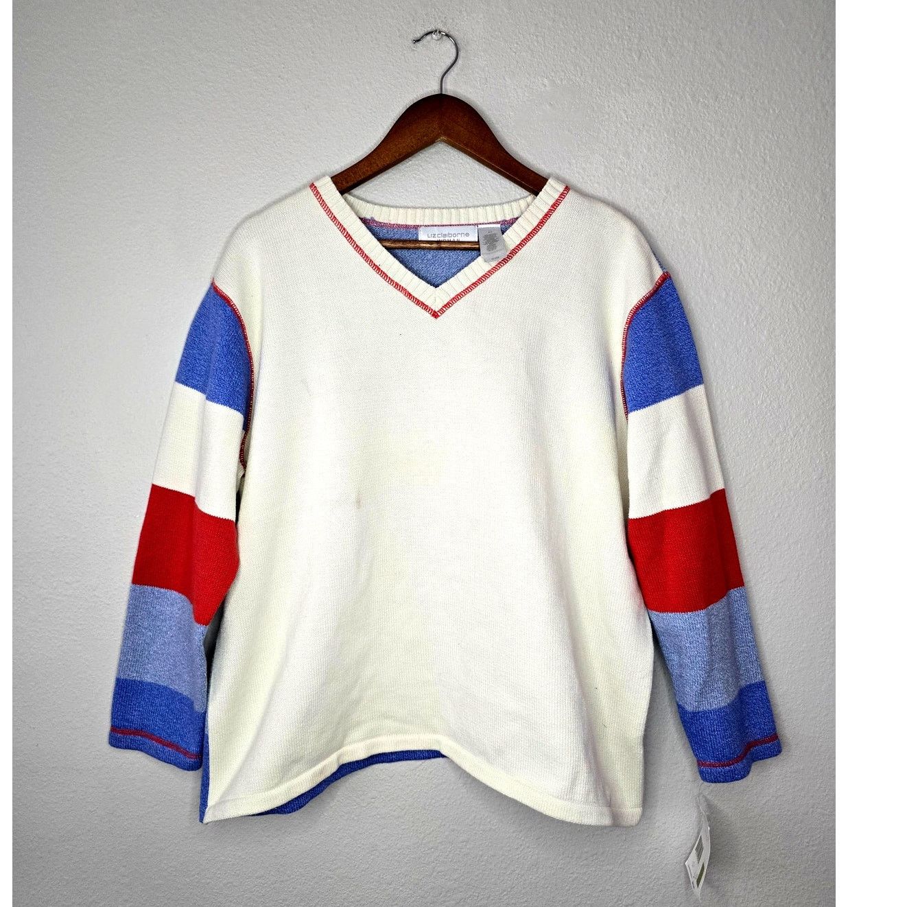 Liz Claiborne Liz Claiborne Sweatshirt Womens 2X Vneck Multicolor Sweater Size L / US 10 / IT 46 - 1 Thumbnail