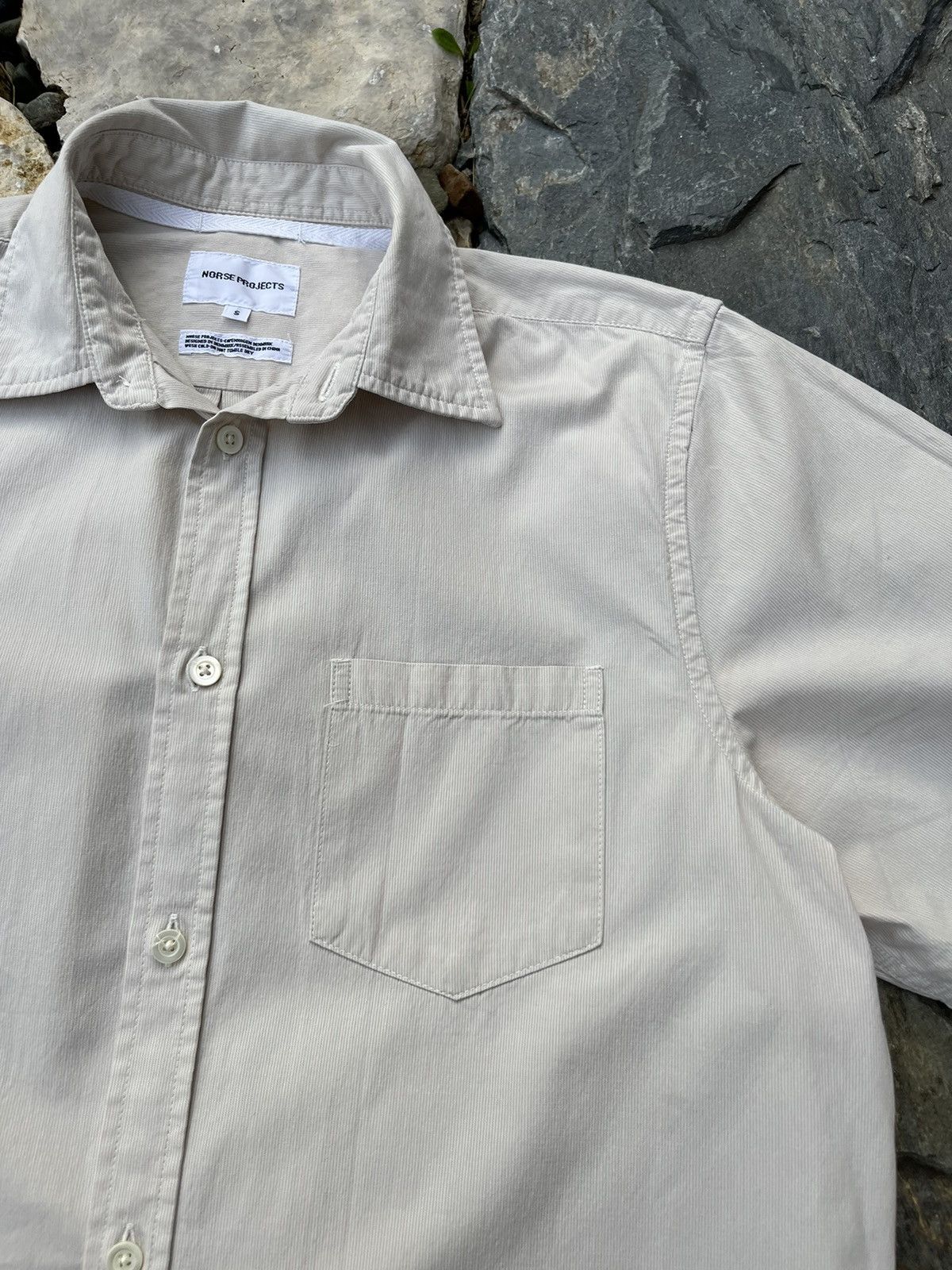 Norse Projects Norse Projects osvald micro stripe ss cotton pocket shirt Size US S / EU 44-46 / 1 - 7 Thumbnail