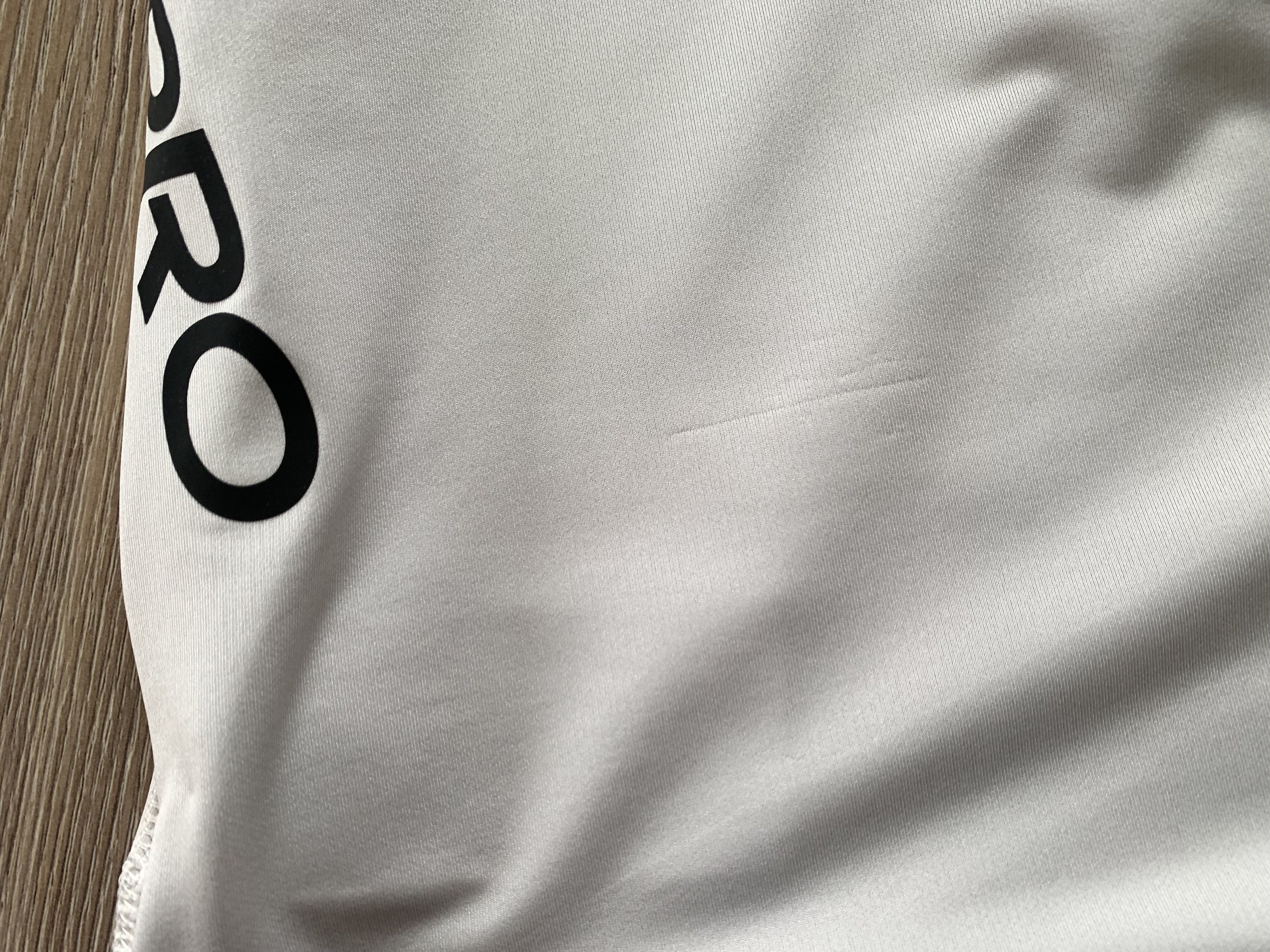 Nike Nike Pro Aeroadapt Centr Logo White Training T Shirt Size US S / EU 44-46 / 1 - 5 Thumbnail