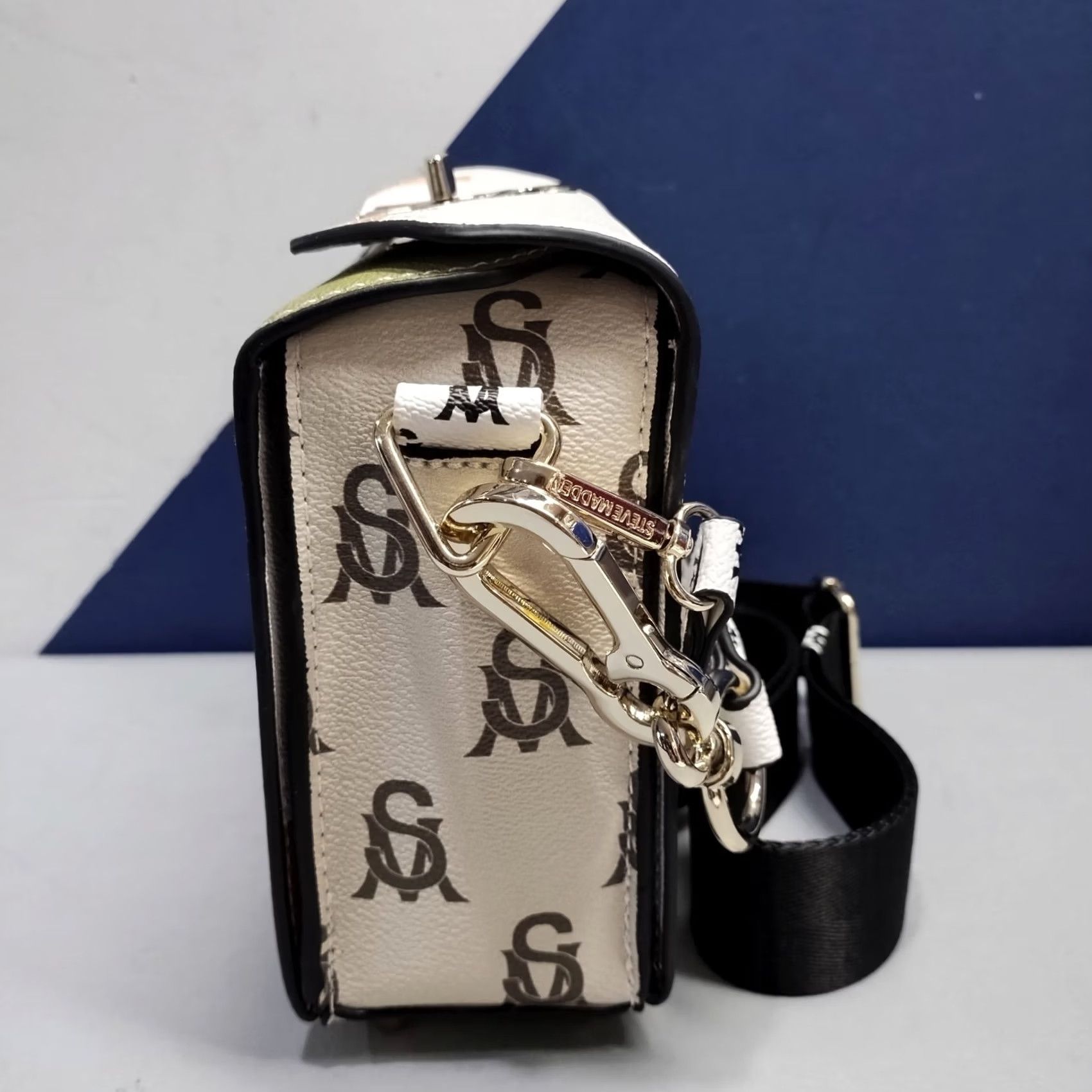 Steve Madden Steve Madden Bag Crossbody Womens Medium Multi Metallic Logo Detachable Strap Size ONE SIZE - 5 Thumbnail