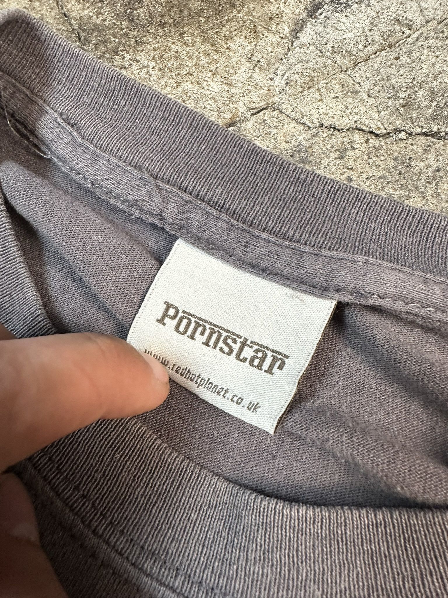 Hook-Ups 00s Vintage Pornstar 69 Logo Spellout Skate T-shirt Size US M / EU 48-50 / 2 - 6 Thumbnail