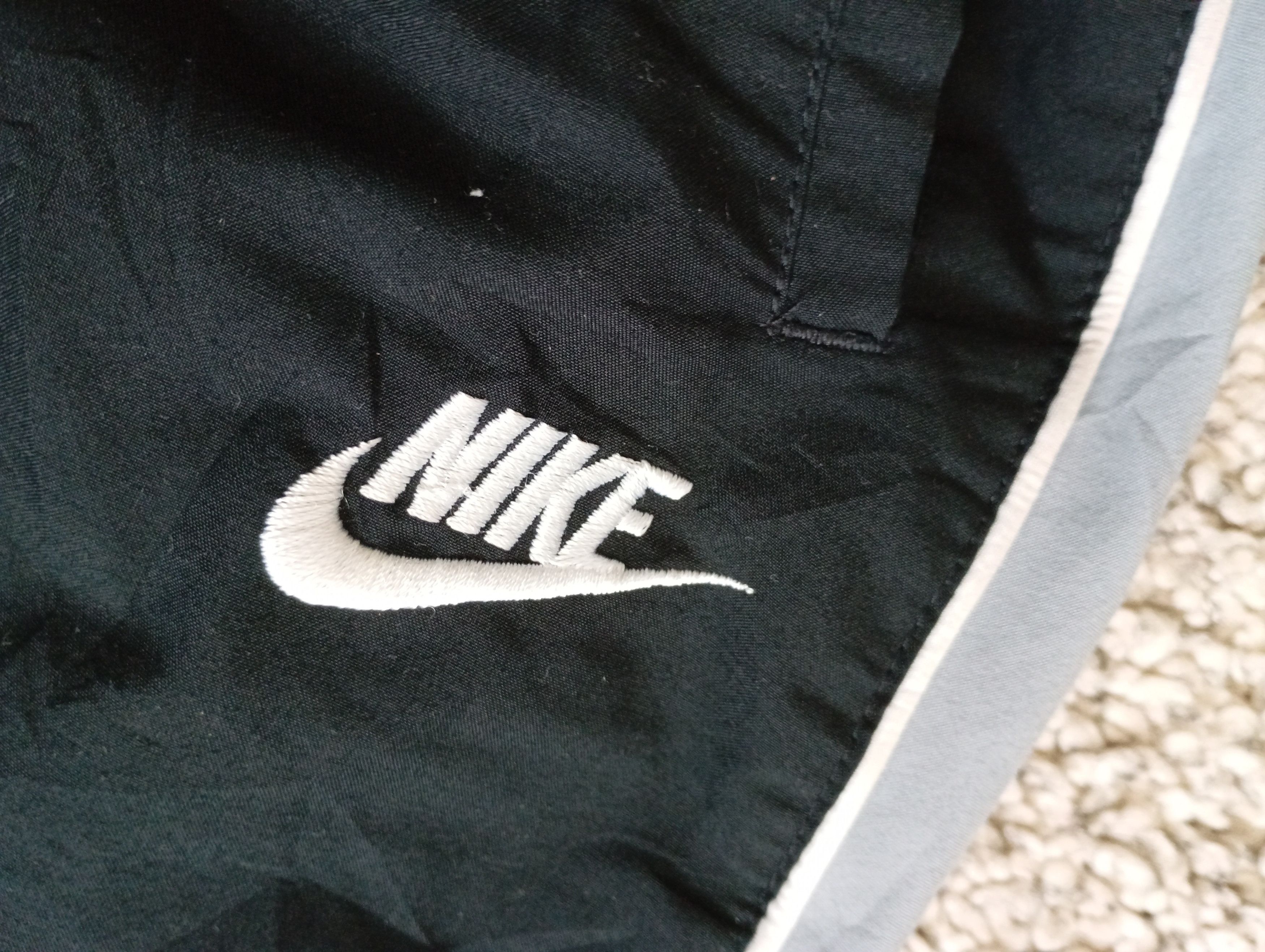 Nike Vintage Nike Track Pants Y2K Size US 34 / EU 50 - 7 Thumbnail