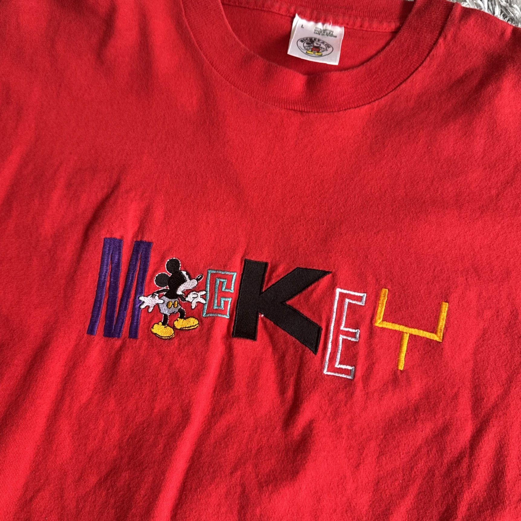 Disney VINTAGE Disney Mickey Mouse 90s Graphic Print T-Shirt Center Red Short Sleeve Men L Mens Size US L / EU 52-54 / 3 - 2 Thumbnail