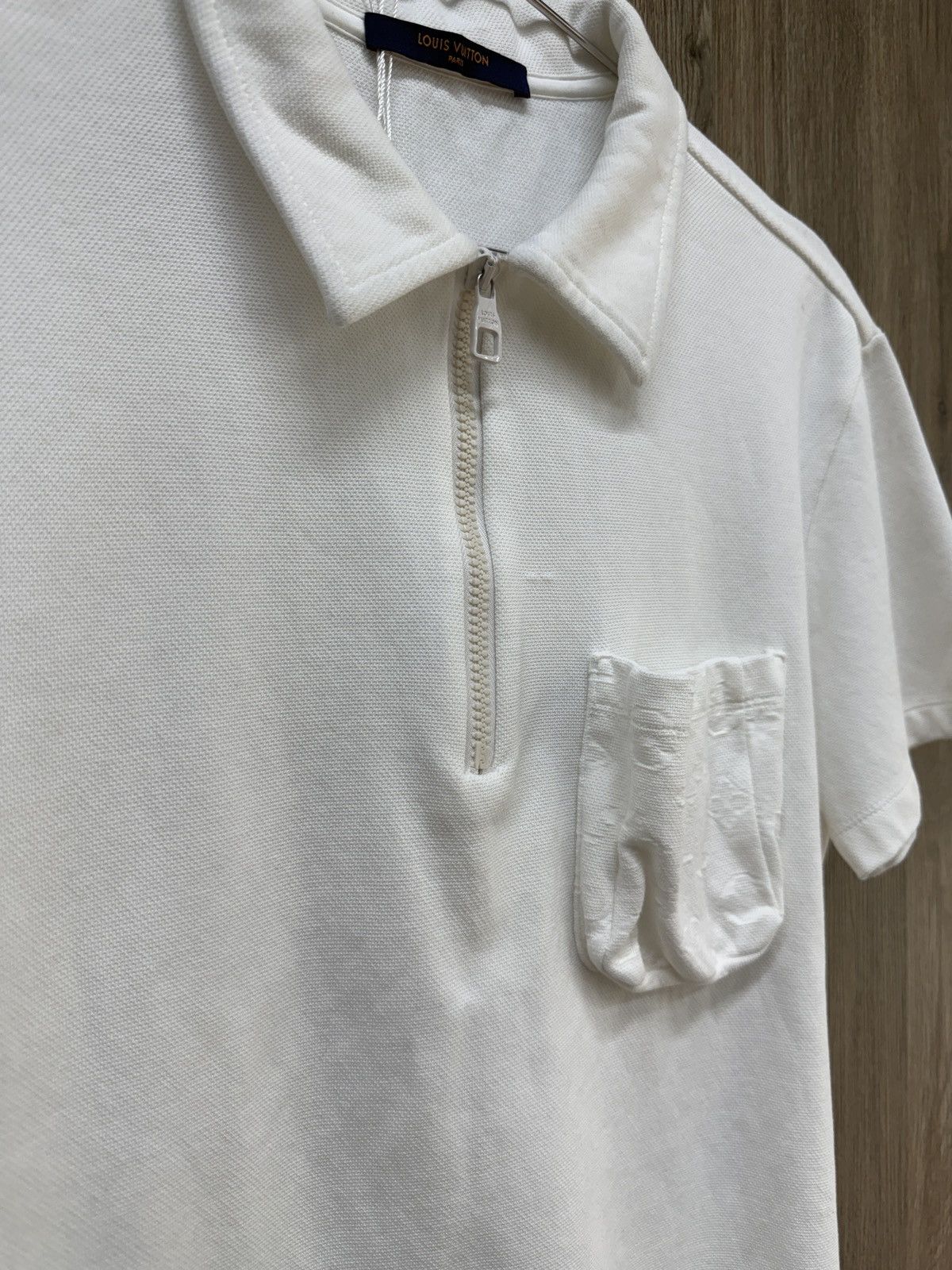 Louis Vuitton Louis Vuitton White Monogram Short Button Up Size US S / EU 44-46 / 1 - 3 Thumbnail