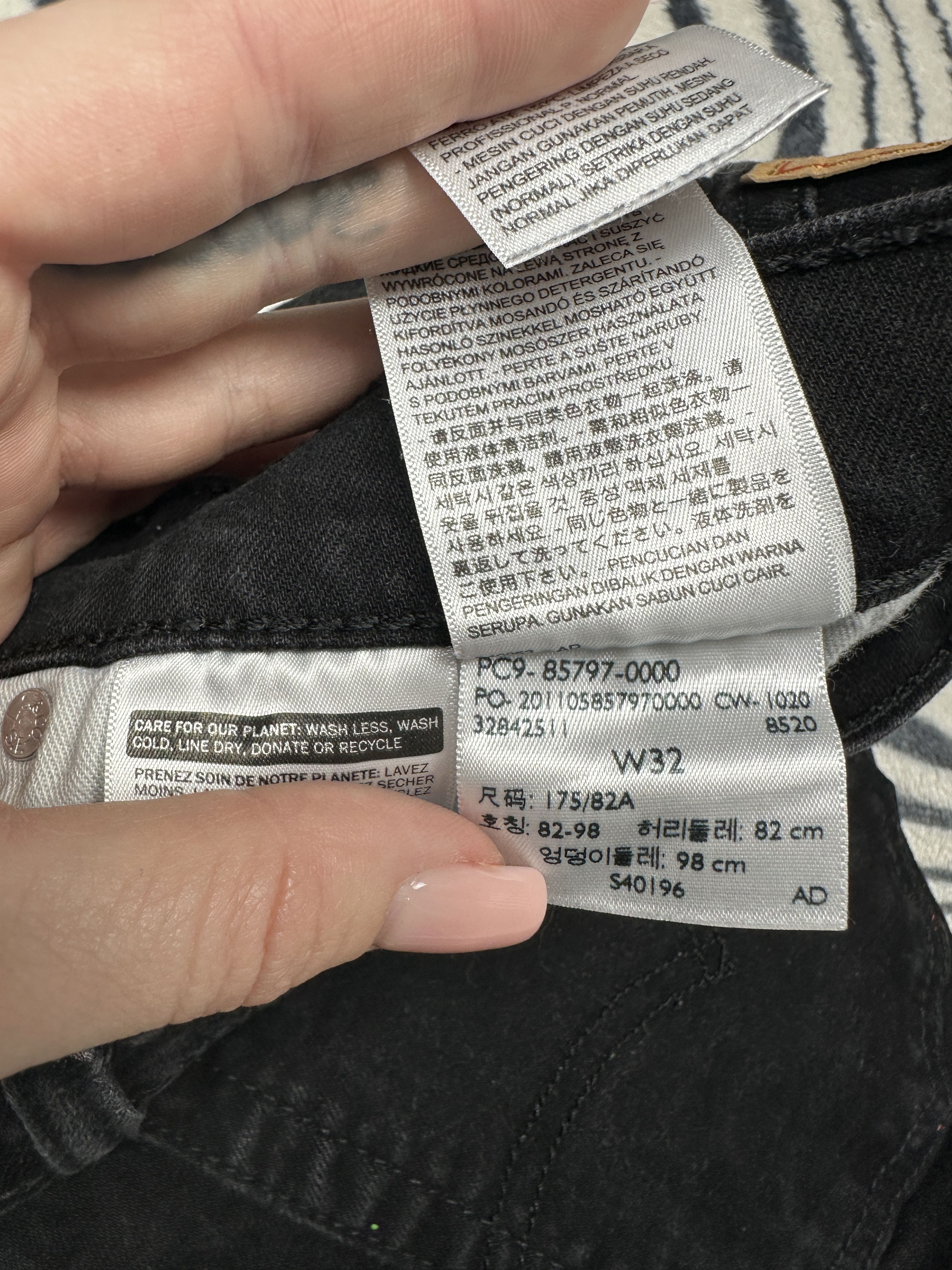 Levi's Levi's 519 Black Denim Pants Jeans Size US 32 / EU 48 - 10 Thumbnail