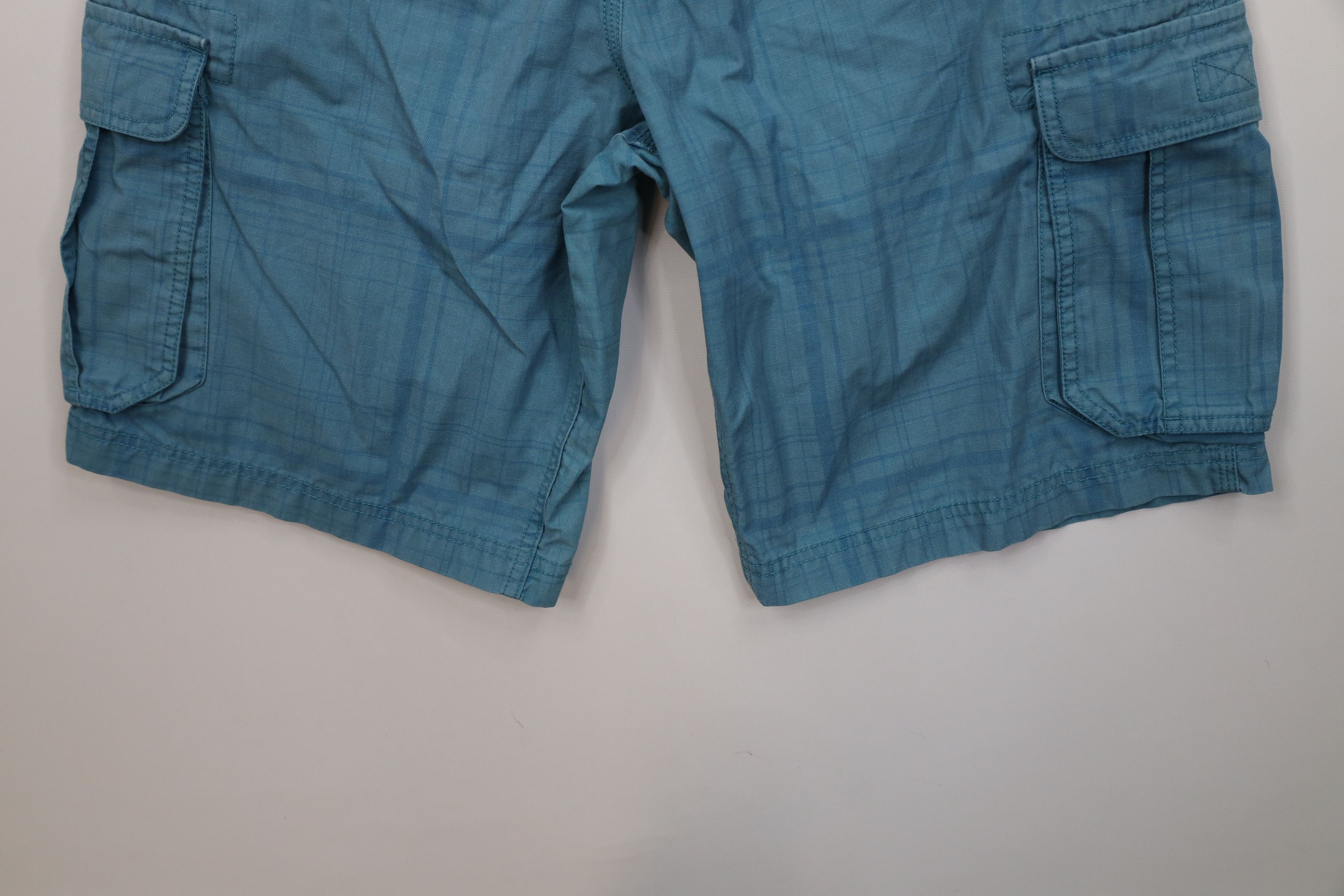 The North Face Vintage Y2K The North Face Hiking Trekking Cargo Shorts Blue Size US 34 / EU 50 - 10 Thumbnail