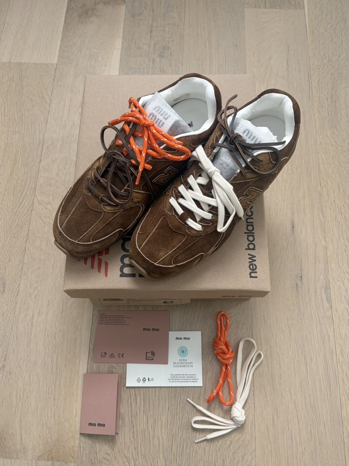 Miu Miu × New Balance New Balance X Miu Miu 530 SL Suede Sneakers Cinnamon Brown Size US 12 / IT 42 - 2 Thumbnail