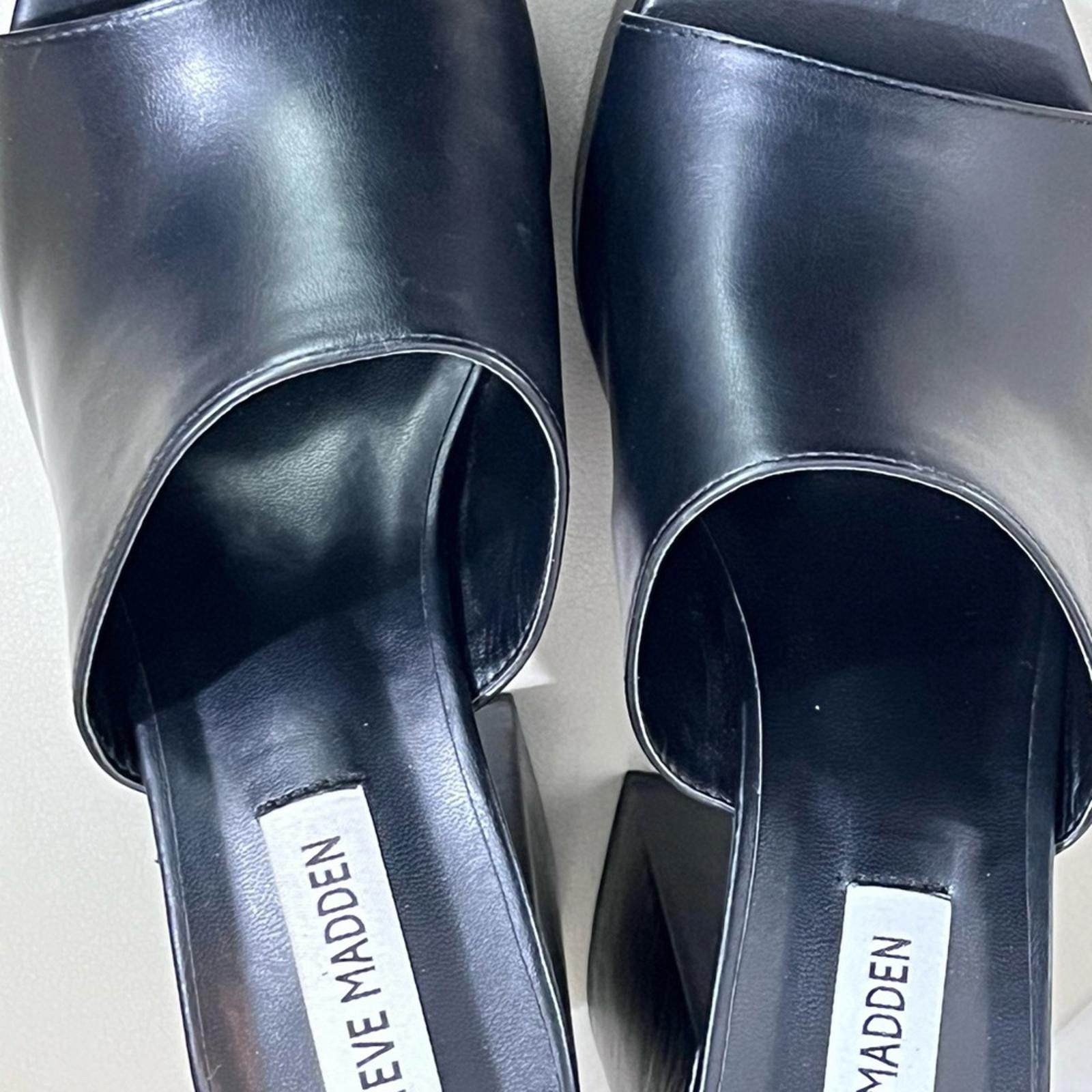 Steve Madden Steve Madden Black Mules for Women Size US 10 / IT 40 - 1 Thumbnail
