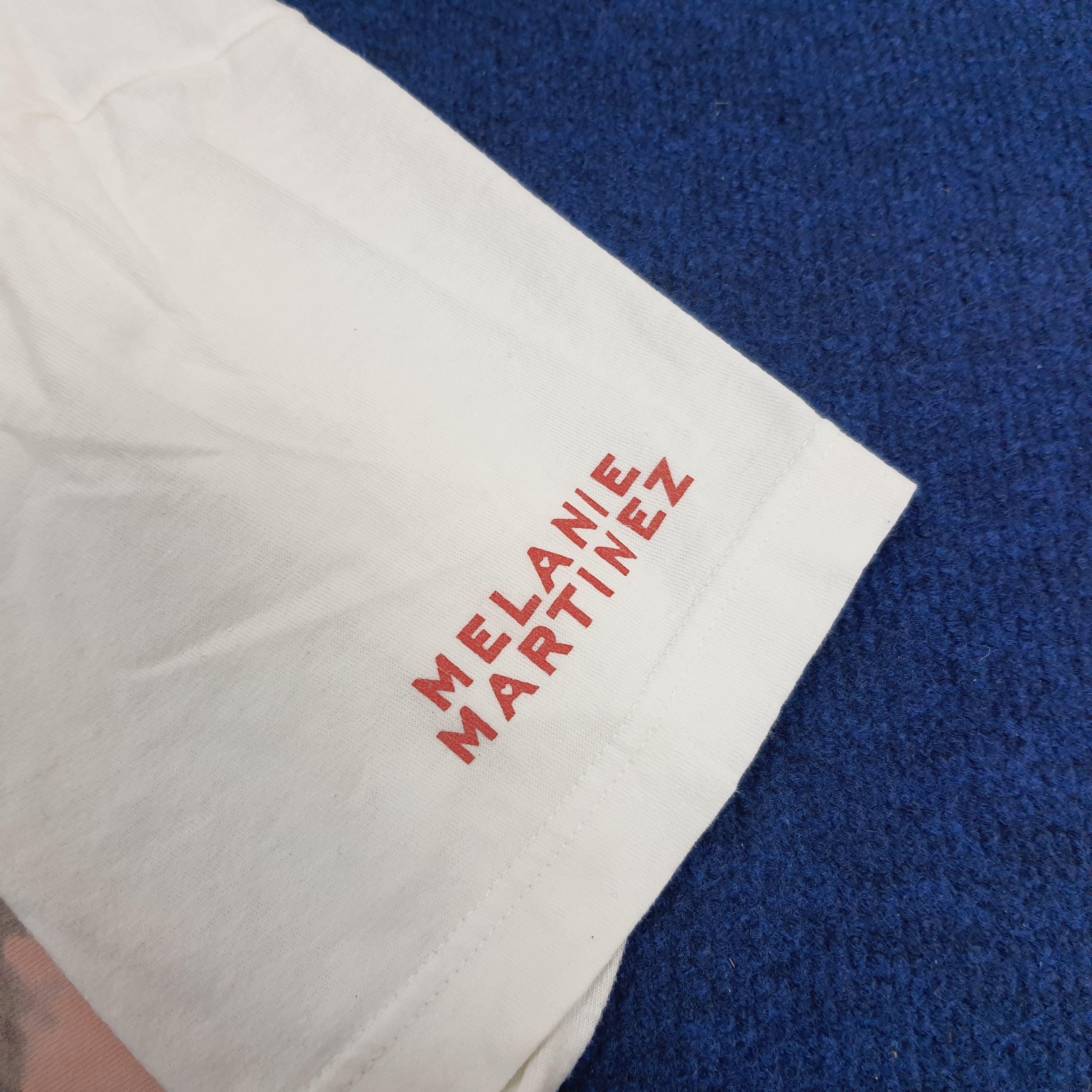 Band Tees × Tultex × Vintage Vintage Melanie Martinez Cry Baby Tour 2016 Tshirt Size US M / EU 48-50 / 2 - 8 Thumbnail