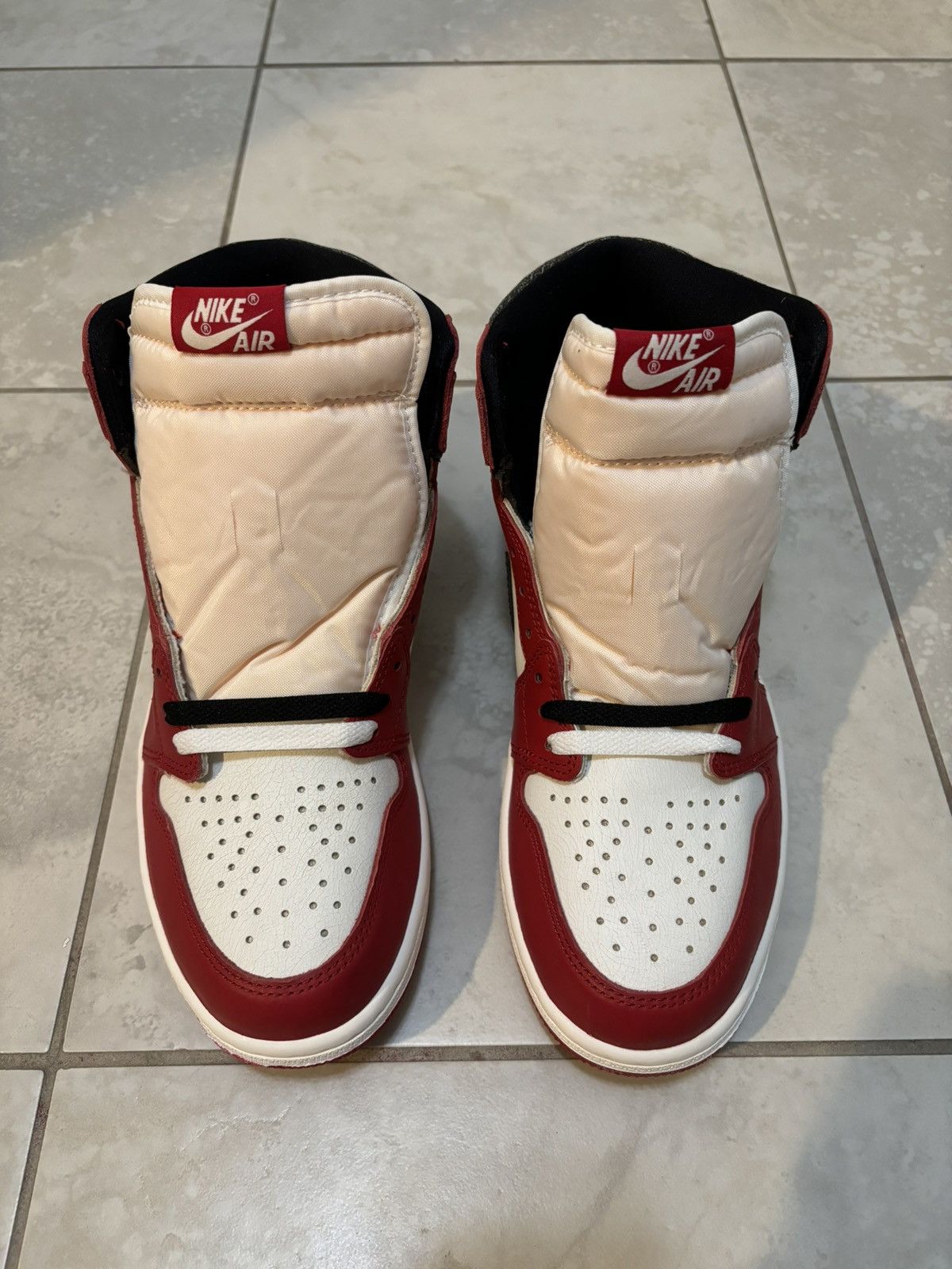 Jordan Brand new Air Jordan 1 Retro High OG Chicago Lost and Found shoes Size US 9.5 / EU 42-43 - 9 Thumbnail