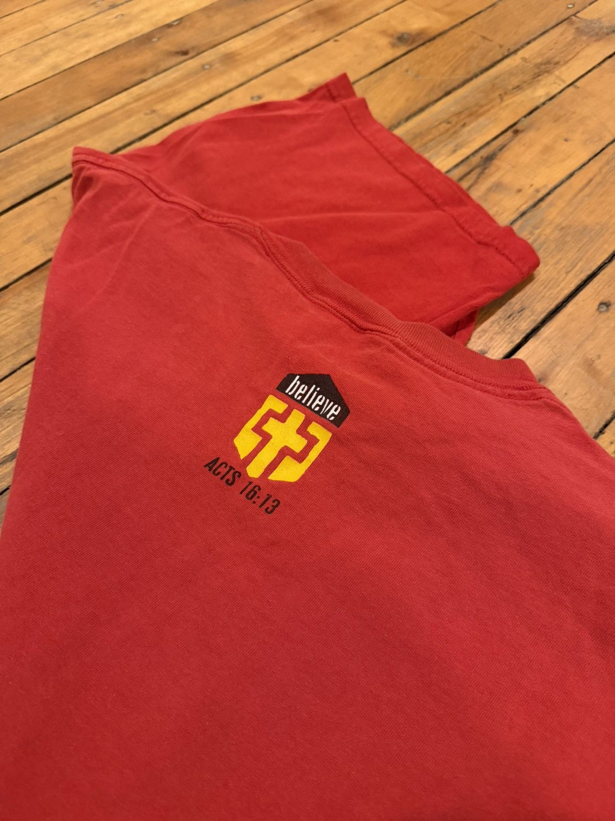 Vintage Vintage ‘01 “Believe” jesus red tee Size US XL / EU 56 / 4 - 3 Thumbnail