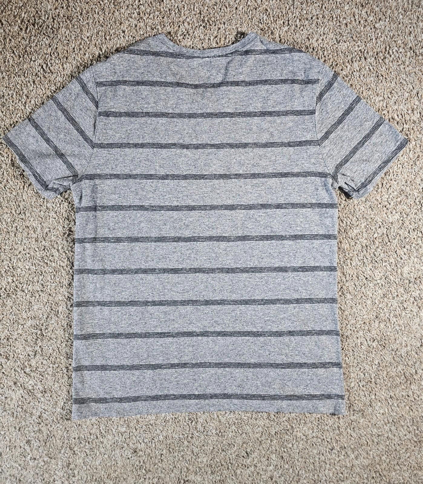 Express Express Gray Vneck Tshirt Mens Medium Striped Size US M / EU 48-50 / 2 - 6 Thumbnail