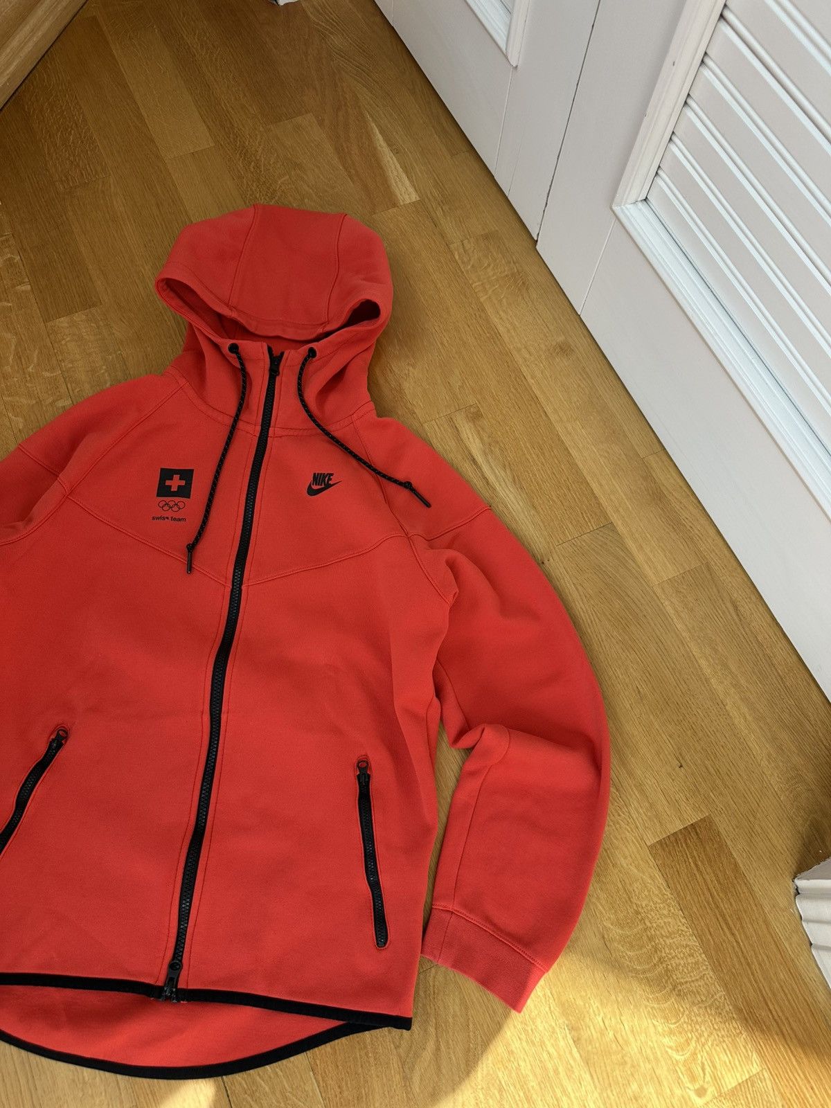 Nike 🇨🇭Nike Tech Fleece Zip Hoodie Swiss Team Logo Size US S / EU 44-46 / 1 - 3 Thumbnail