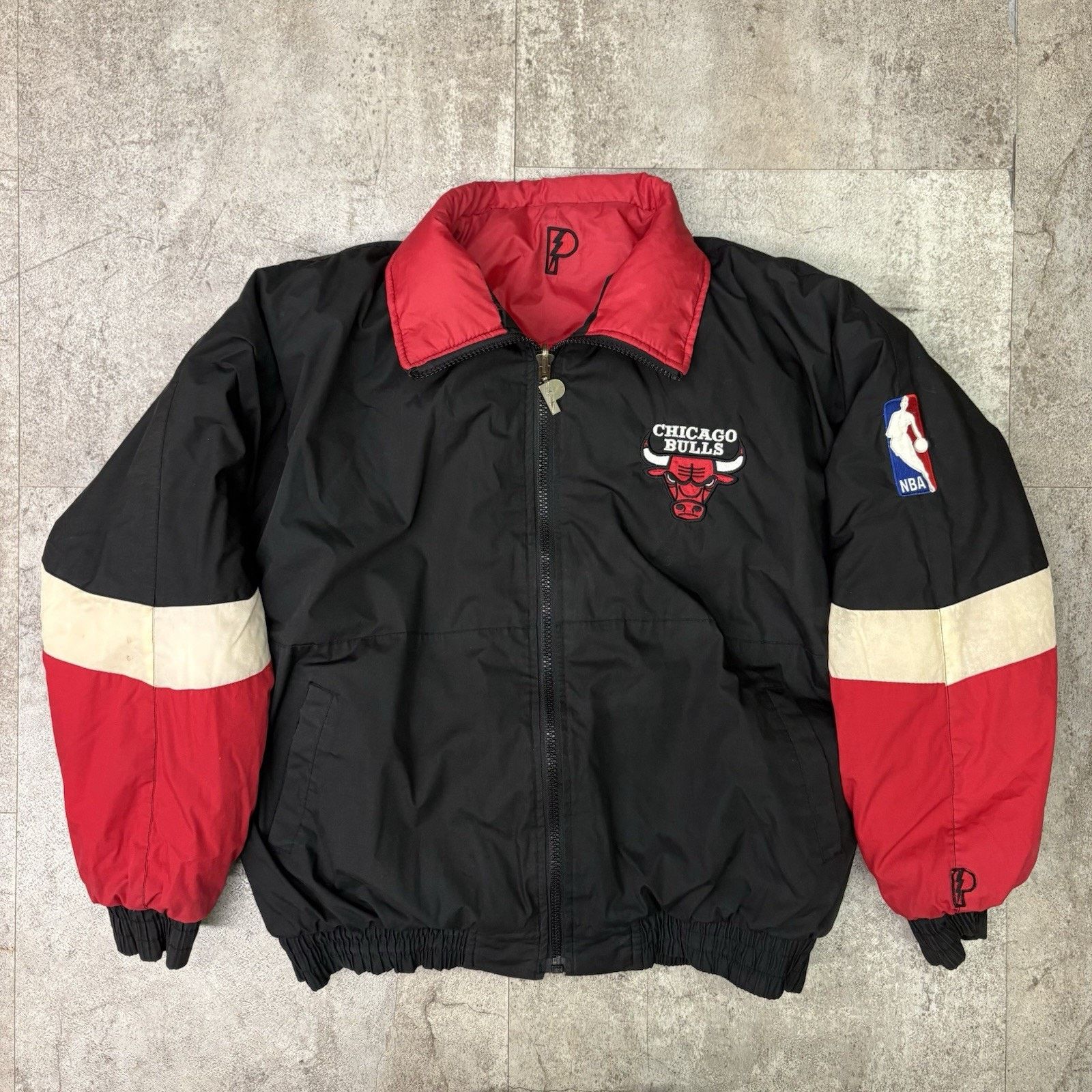 Pro Player 90’s Chicago Bulls Pro Player Puffer Jacket Size Large Size US L / EU 52-54 / 3 - 1 Thumbnail