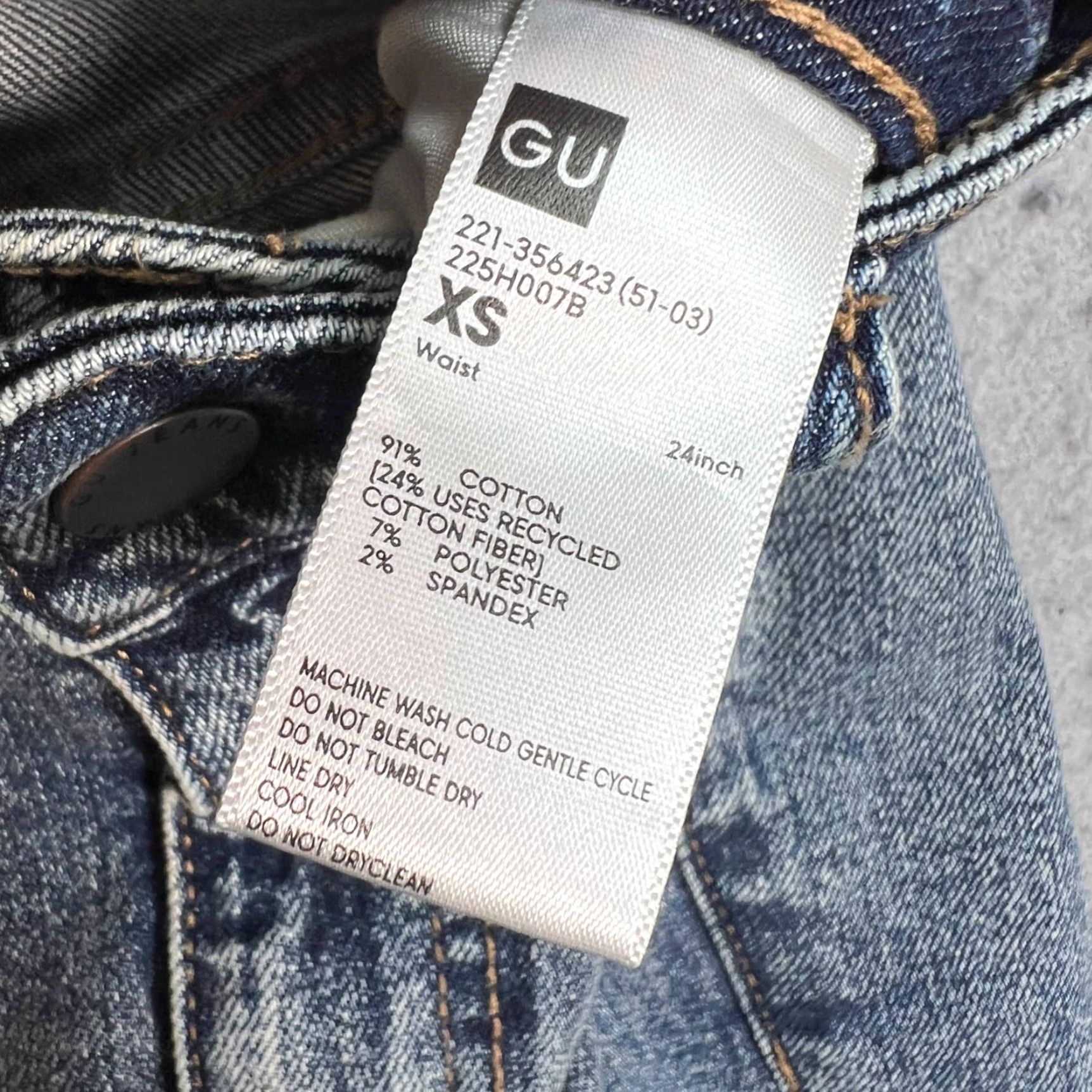Uniqlo GU by Uniqlo Womens Size XS Flared Denim Jeans Blue Cotton Blend Size 26" / US 2 / IT 38 - 3 Thumbnail