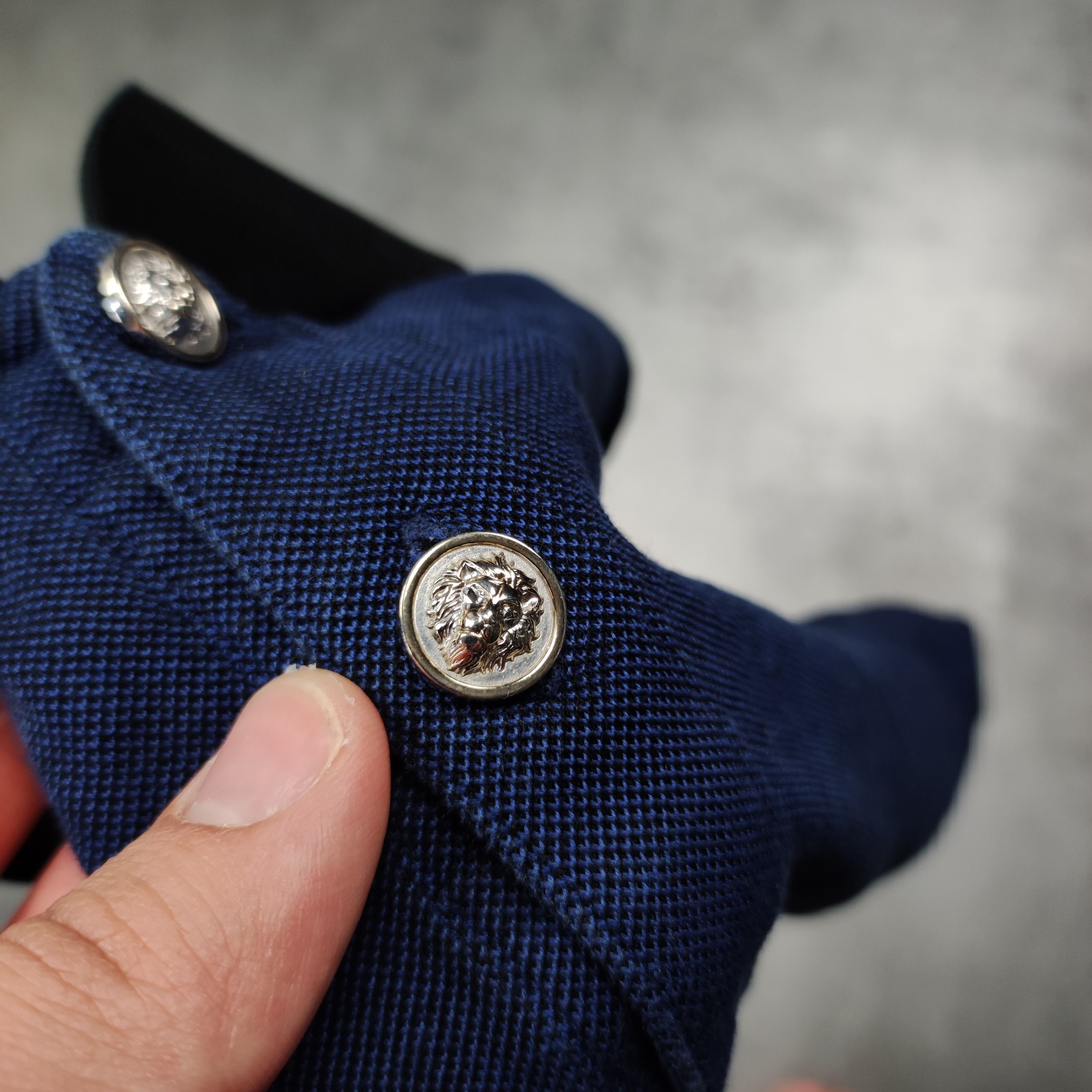 Versace × Versus Versace RARE Versus Gianni Versace Lion Head Skinny Polo Shirt Size US M / EU 48-50 / 2 - 6 Thumbnail