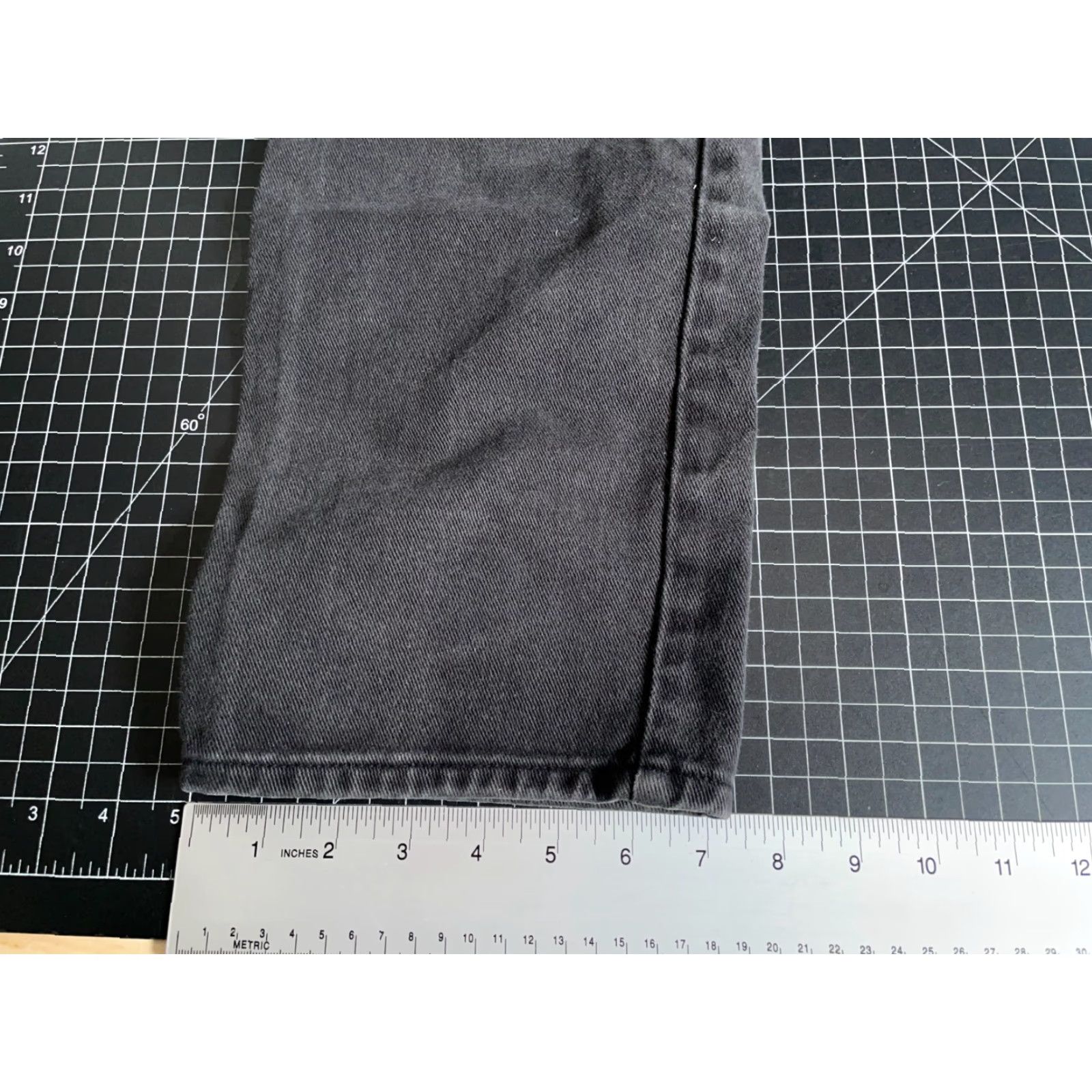 Vintage VINTAGE Lawman Jeans Women's 11 (28 x 33) Black Denim High Waisted Zip Fly 5-Pocket Cowboy Retro Womens Size 28" / US 6 / IT 42 - 7 Thumbnail