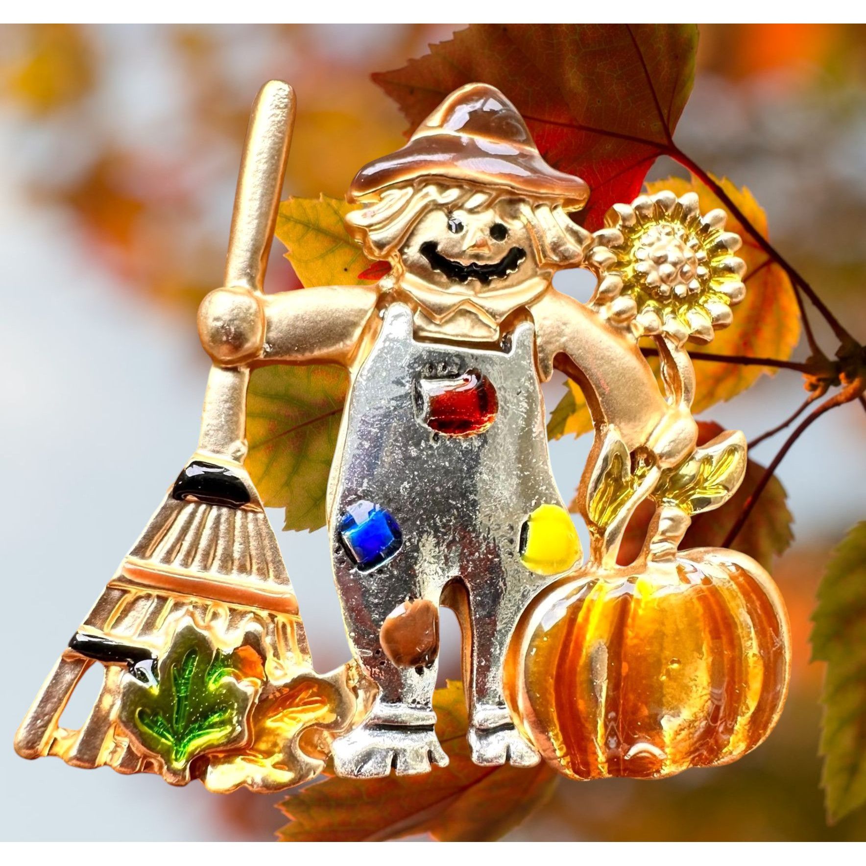 Handmade Scarecrow Brooch Pin New Fall Pumpkin Autumn Leaves Rake Sun Size ONE SIZE - 1 Thumbnail