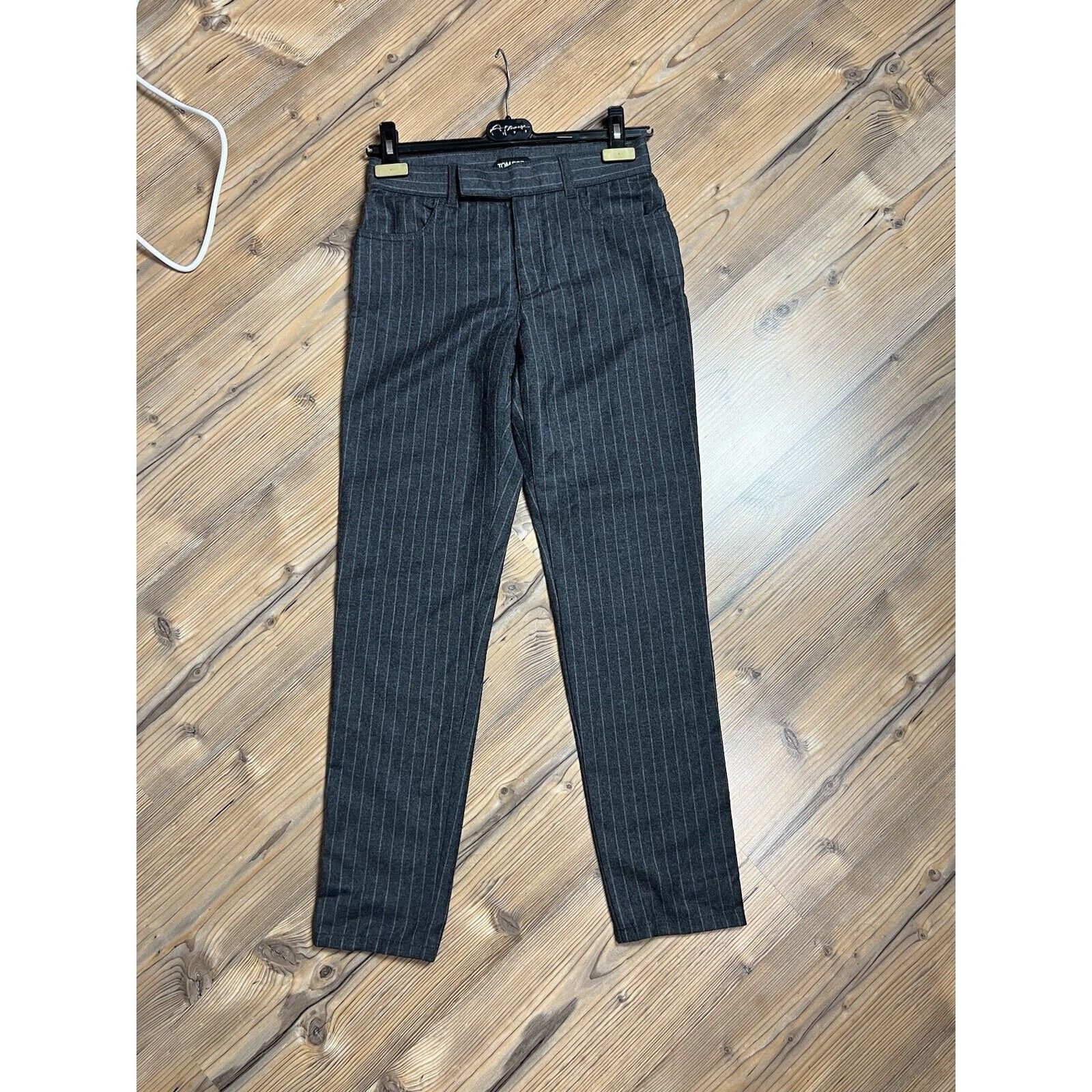 Tom Ford MINT! Tom Ford Gray Striped Women`s Wool Pants Size 36 Size 25" / US 0 / IT 36 - 6 Thumbnail