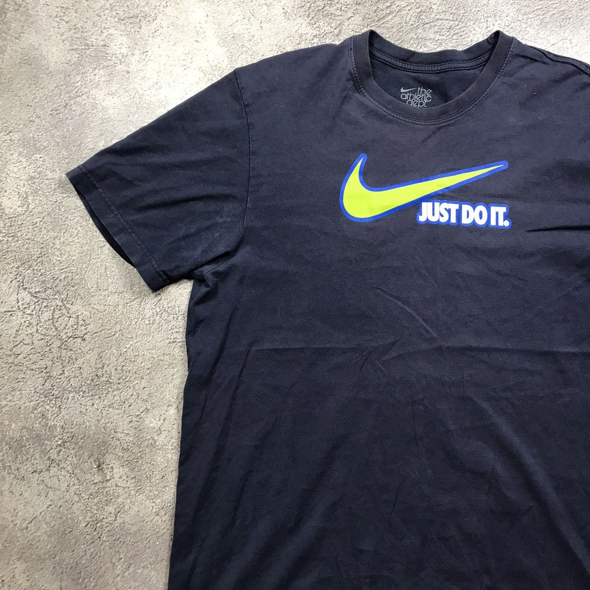 Vintage Vintage 90s Nike Swoosh Graphic Tee Streetwear Y2K Washed XL Size US XL / EU 56 / 4 - 2 Thumbnail