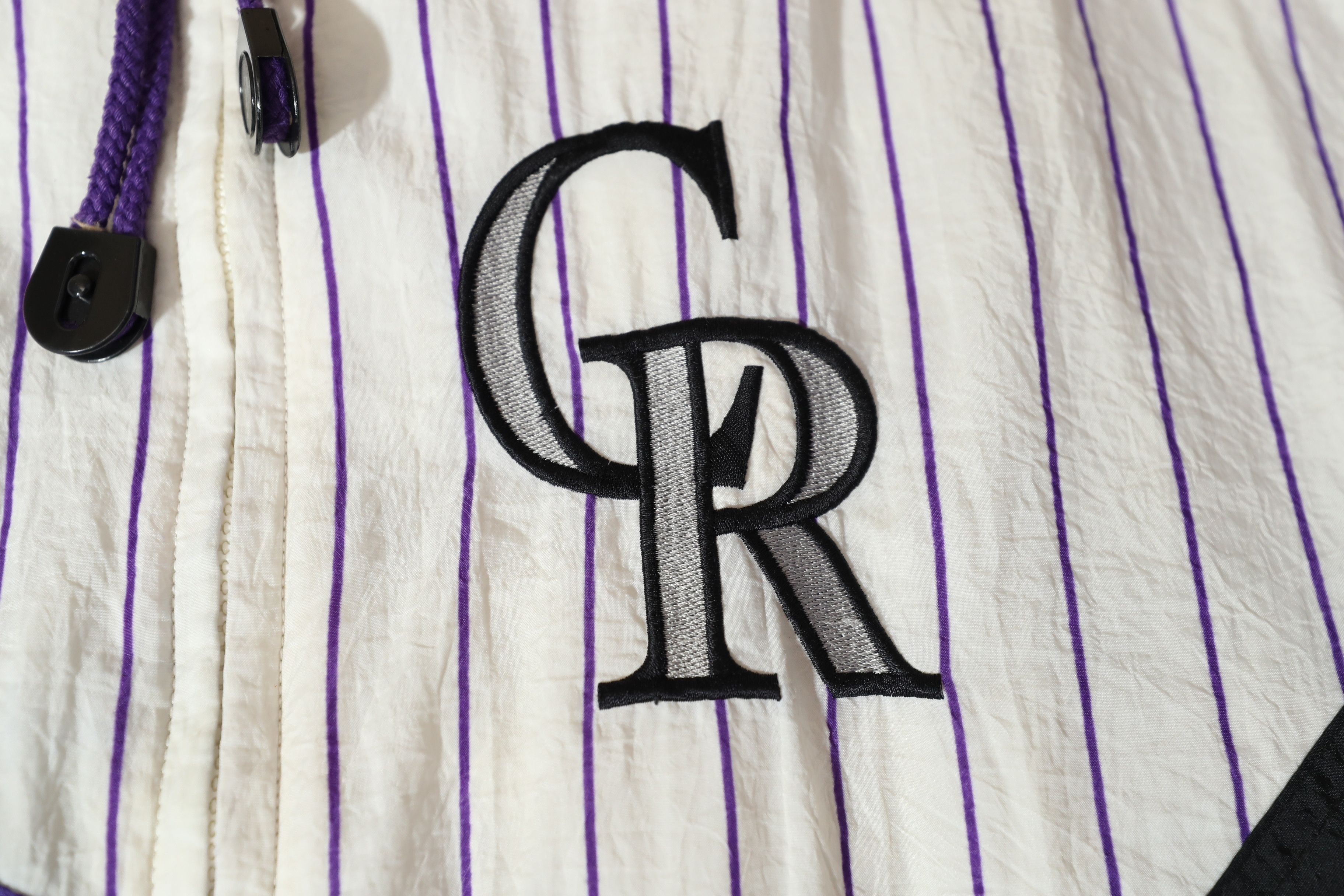 Apex One MLB (Apex One) Colorado Rockies Spell-Out Jacket 1990s (XL) Size US XL / EU 56 / 4 - 5 Thumbnail