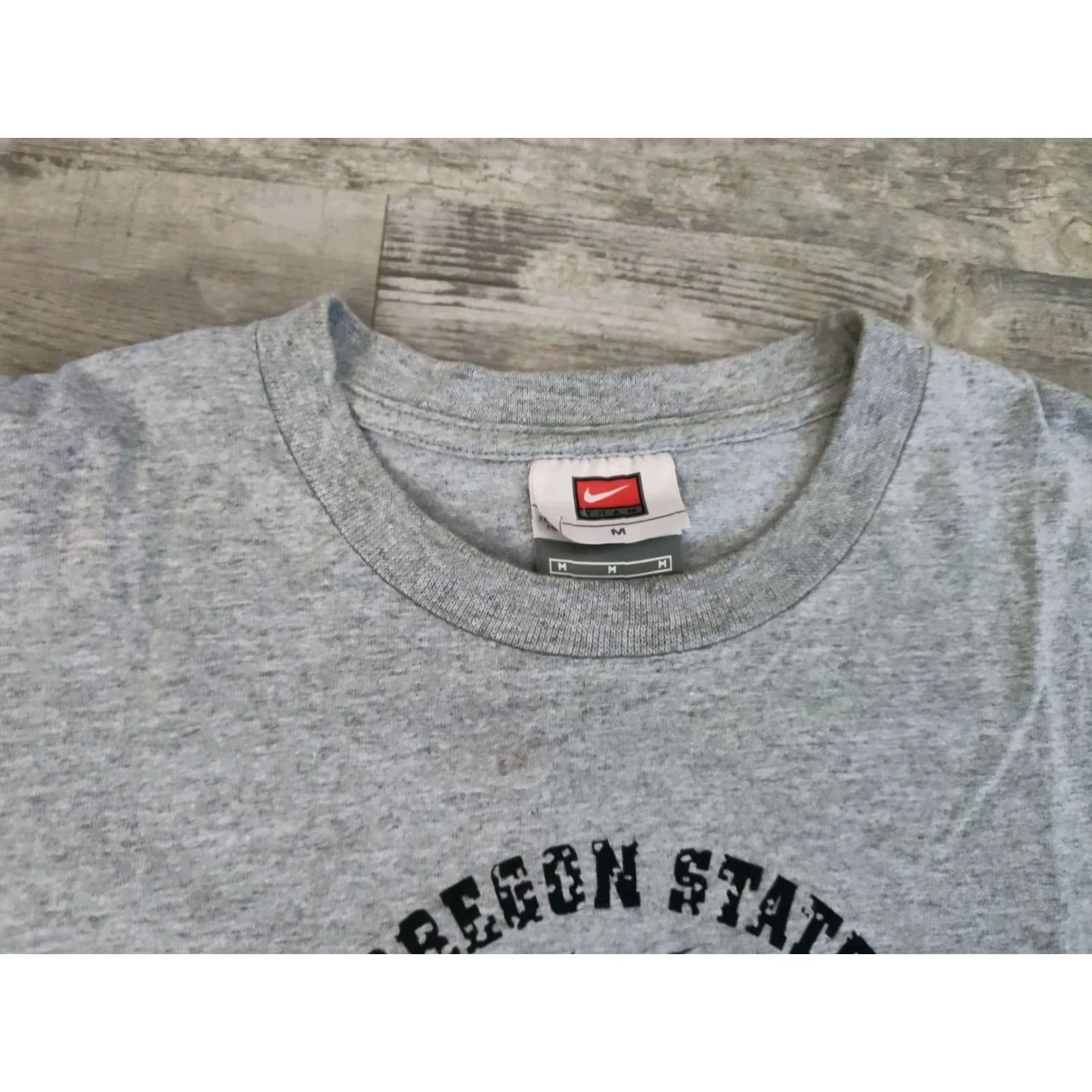 Nike VINTAGE Nike Team Sports Center Swoosh Oregon State Beavers Tee Shirt M Gray Size US M / EU 48-50 / 2 - 4 Thumbnail