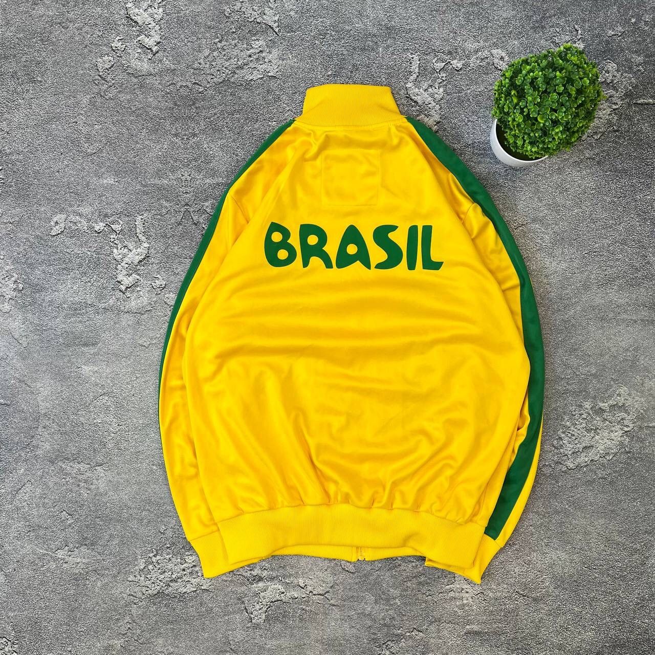 Japanese Brand × Vintage Vintage 2014 Fifa World Cup Brazil Team 🇧🇷 Track Top Jacket Size US L / EU 52-54 / 3 - 4 Thumbnail
