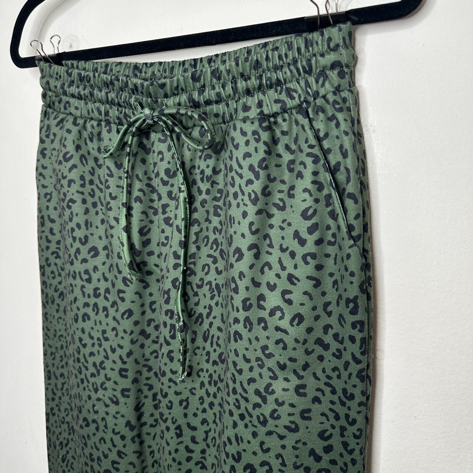 Other Green and Black Leopard Print Draw String Joggers Medium Size 30" / US 8 / IT 44 - 4 Thumbnail