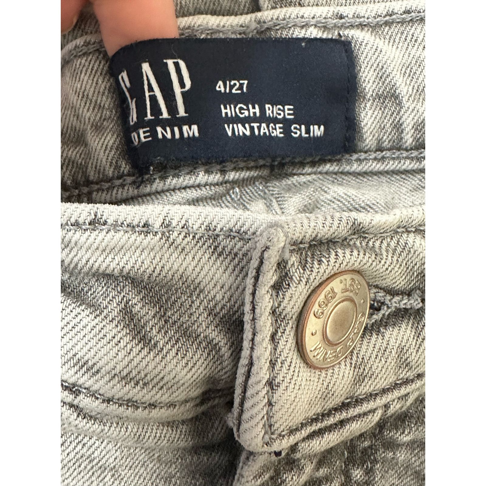 Gap Gap gray washed high rise vintage slim jeans size 4 Size 27" / US 4 / IT 40 - 3 Thumbnail