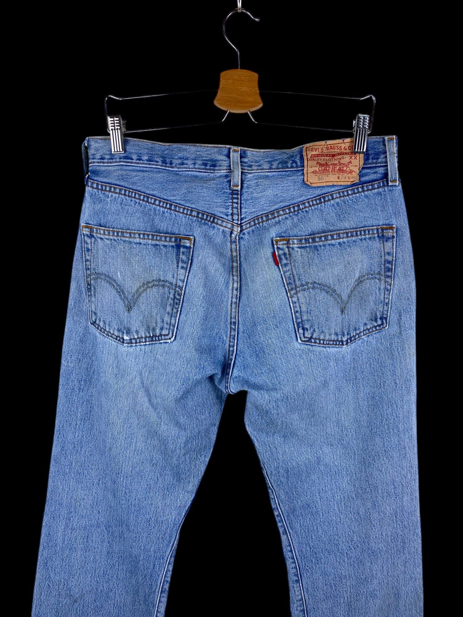 Levi's Vintage Clothing W33x29 Vintage Levis 501 90s distressed dirty denim Size US 33 - 9 Thumbnail