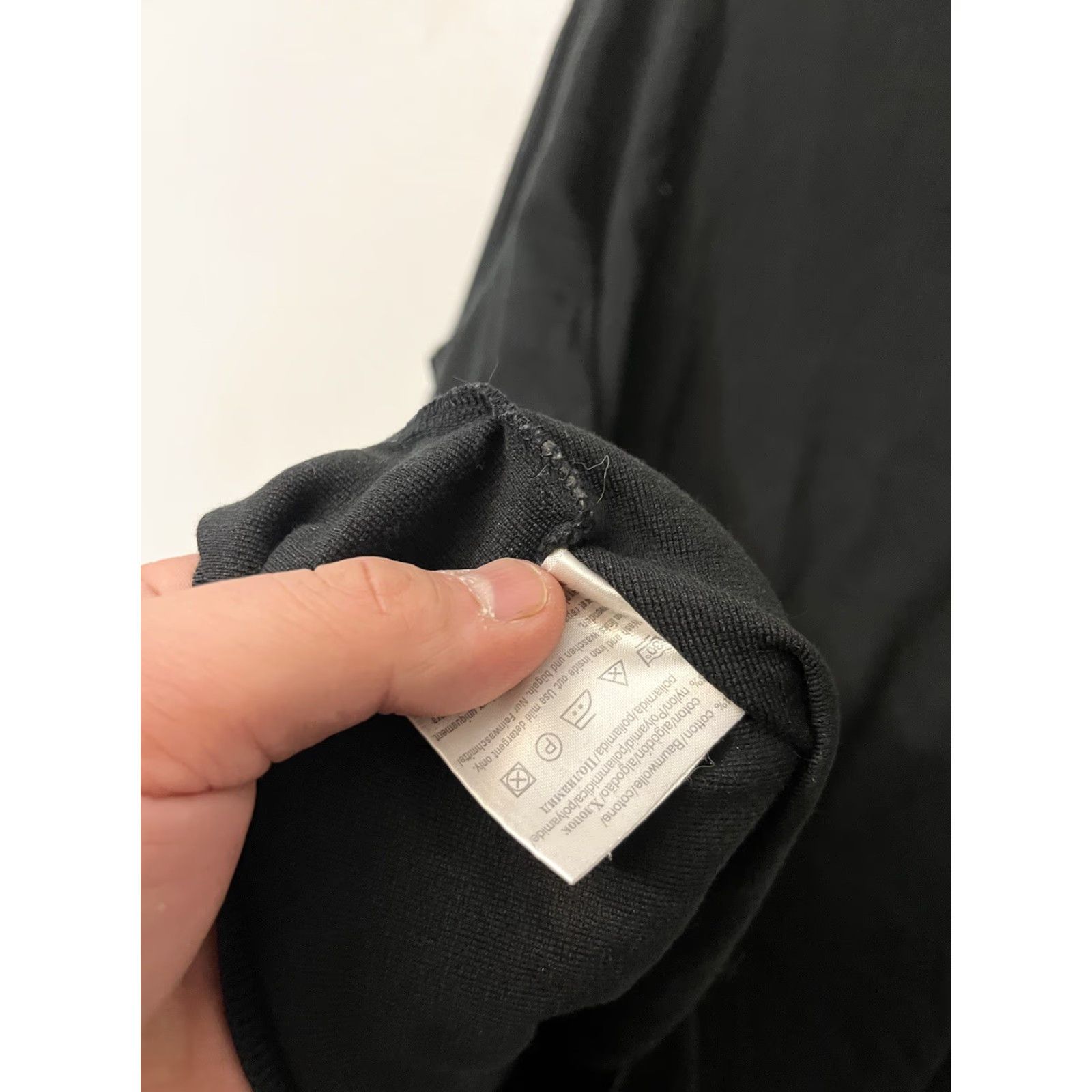 Hugo Boss HUGO BOSS Logo Solid Pullover Sweatshirt Crewneck XXL Black Mens Pullover Logo Sweatshirt Black 2XL Men Size US XXL / EU 58 / 5 - 5 Thumbnail