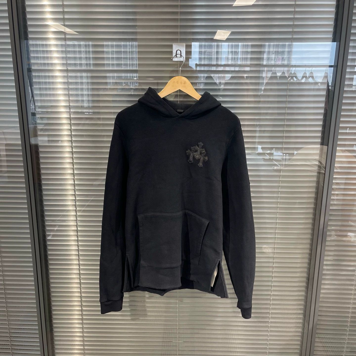 Chrome Hearts Chrome Hearts Cross Patch Hoodie Black M 99 New Size US M / EU 48-50 / 2 - 1 Thumbnail