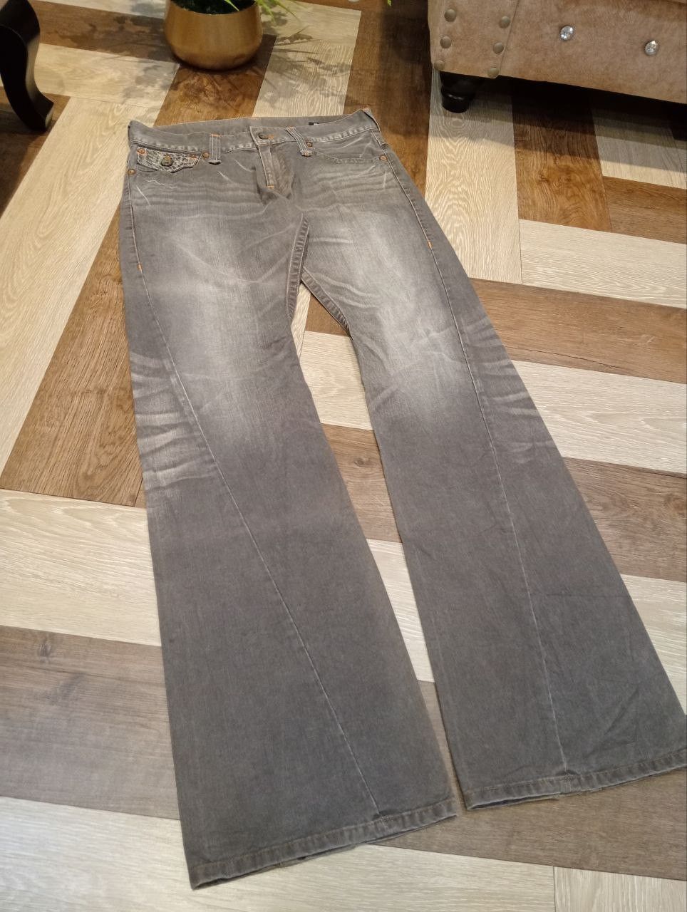 semanticdesign SEMANTIC DESIGN JAPAN TWISTED DENIM FLARED PANTS Size US 33 - 3 Thumbnail