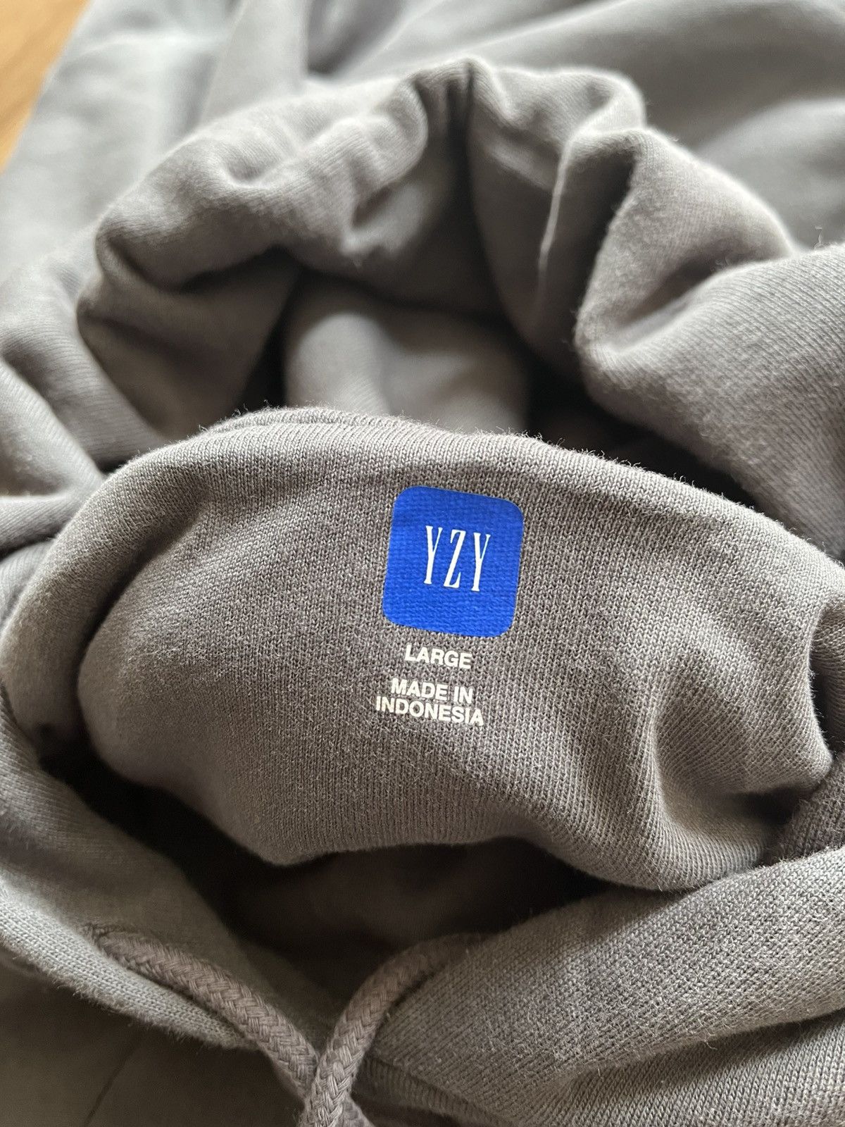 Balenciaga × Gap × Kanye West Yeezy Gap Oversized Hoodie Dark Grey Size Large (Exclusive) Size US L / EU 52-54 / 3 - 3 Thumbnail