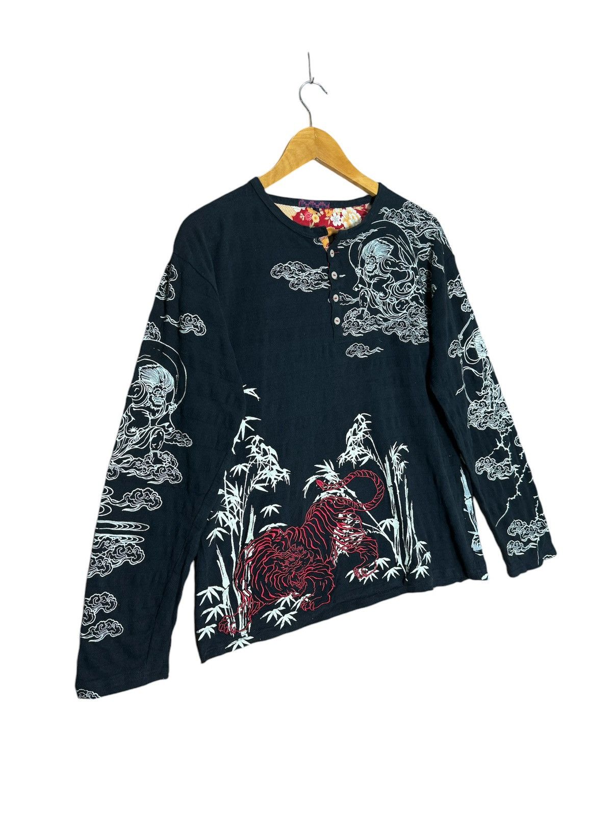 Japanese Brand × Vintage Japanese Tiger Embroidery Fujin Raijin Sukajan Shirt Size US L / EU 52-54 / 3 - 3 Thumbnail