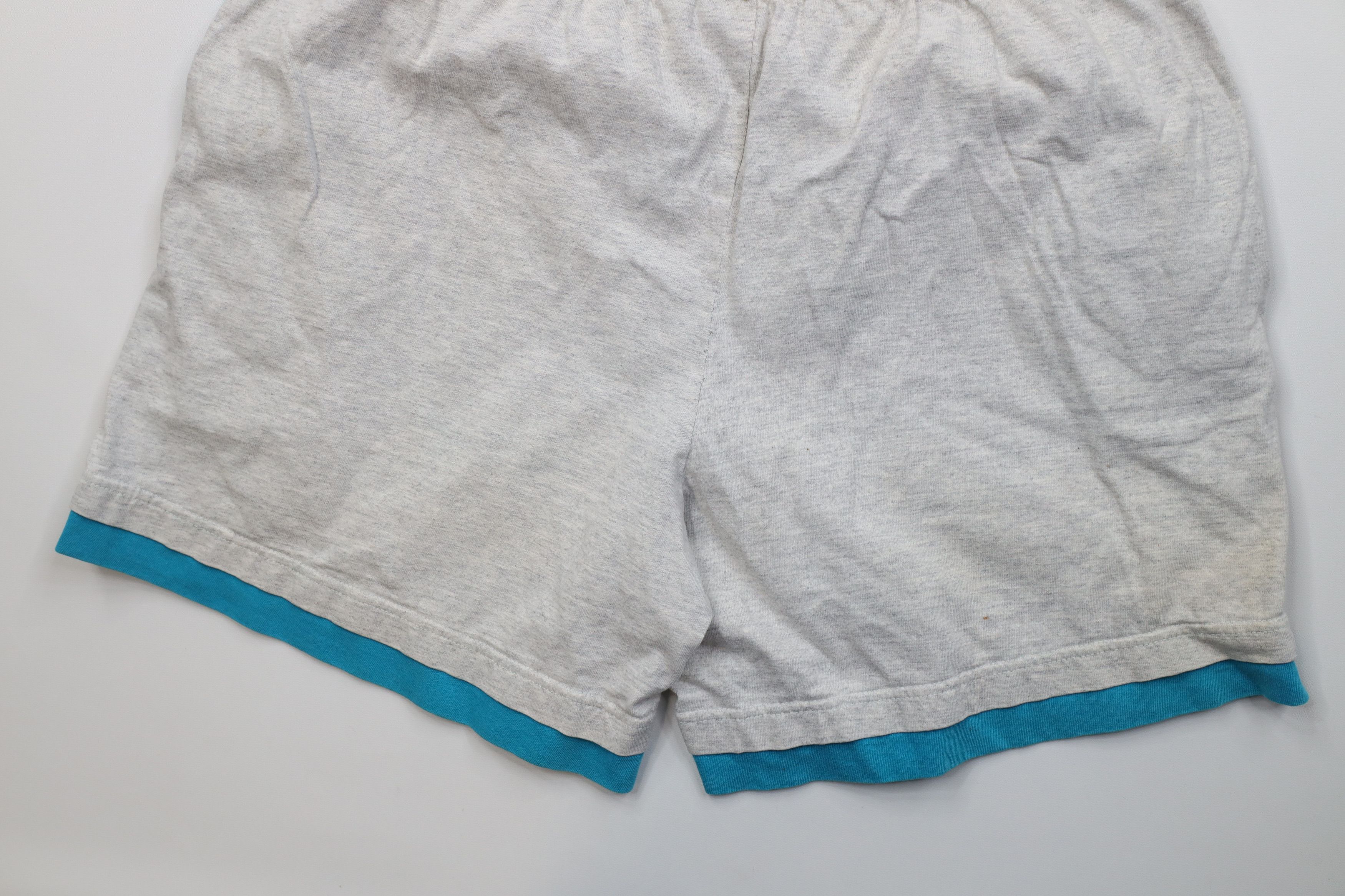 Vintage AS IS Vintage 90s Basketball Above Knee Shorts Gray USA Size US 36 / EU 52 - 12 Thumbnail