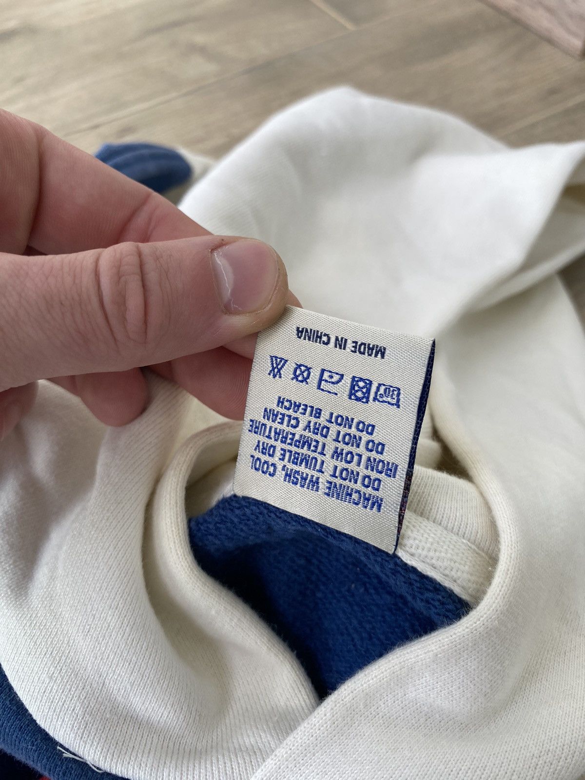 Vintage Vintage Childish Logo Hoodie Size US L / EU 52-54 / 3 - 9 Thumbnail